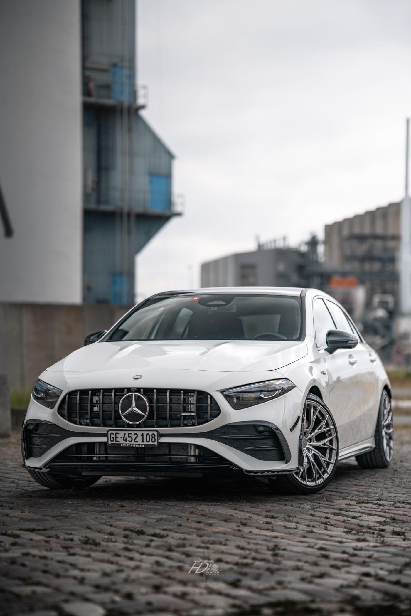 MERCEDES-BENZ A AMG 35 4Matic 8G-DCT-image-1