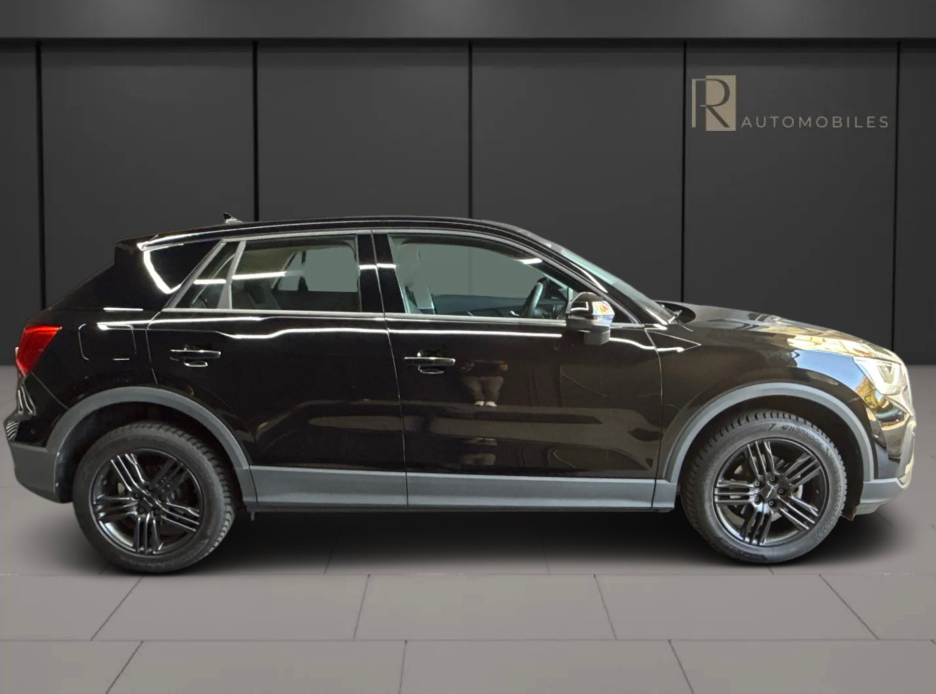 AUDI Q2 35 TFSI-image-1