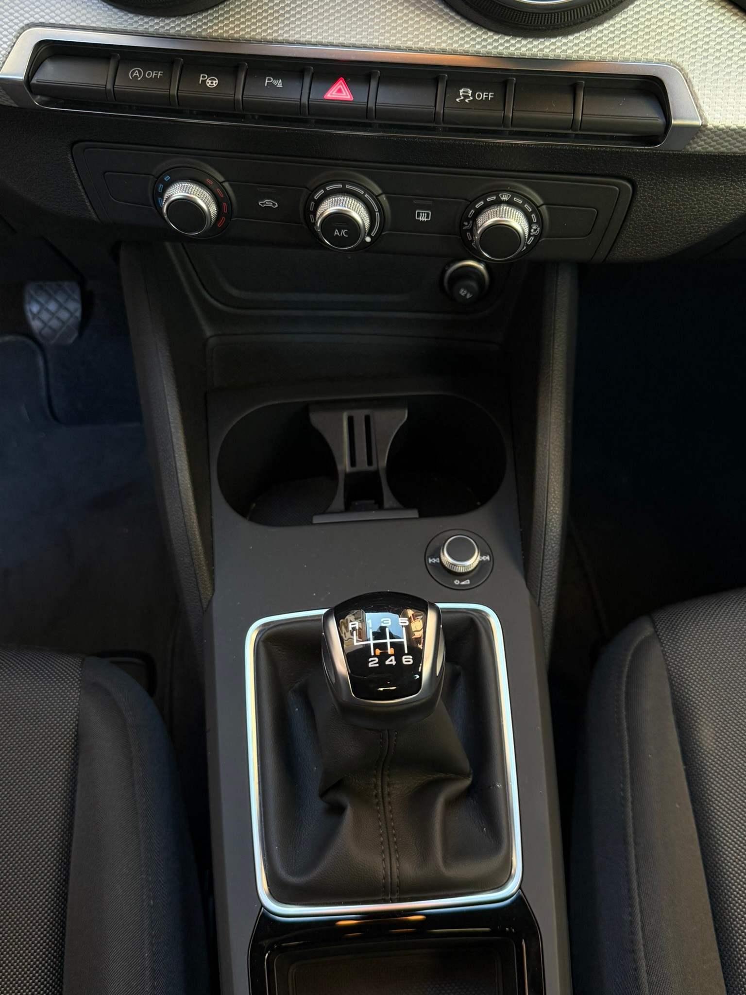 AUDI Q2 35 TFSI-image-9