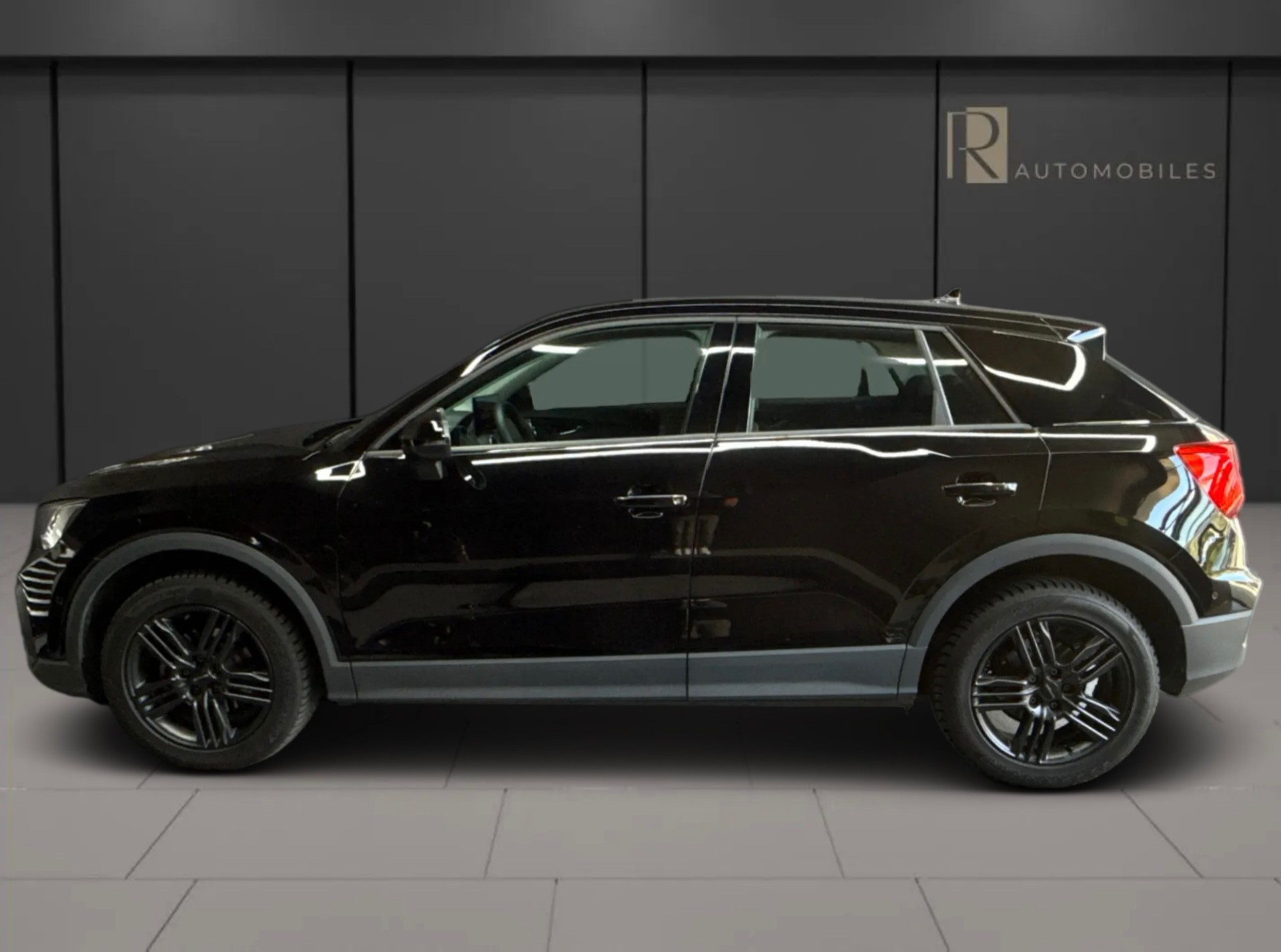 AUDI Q2 35 TFSI-image-4