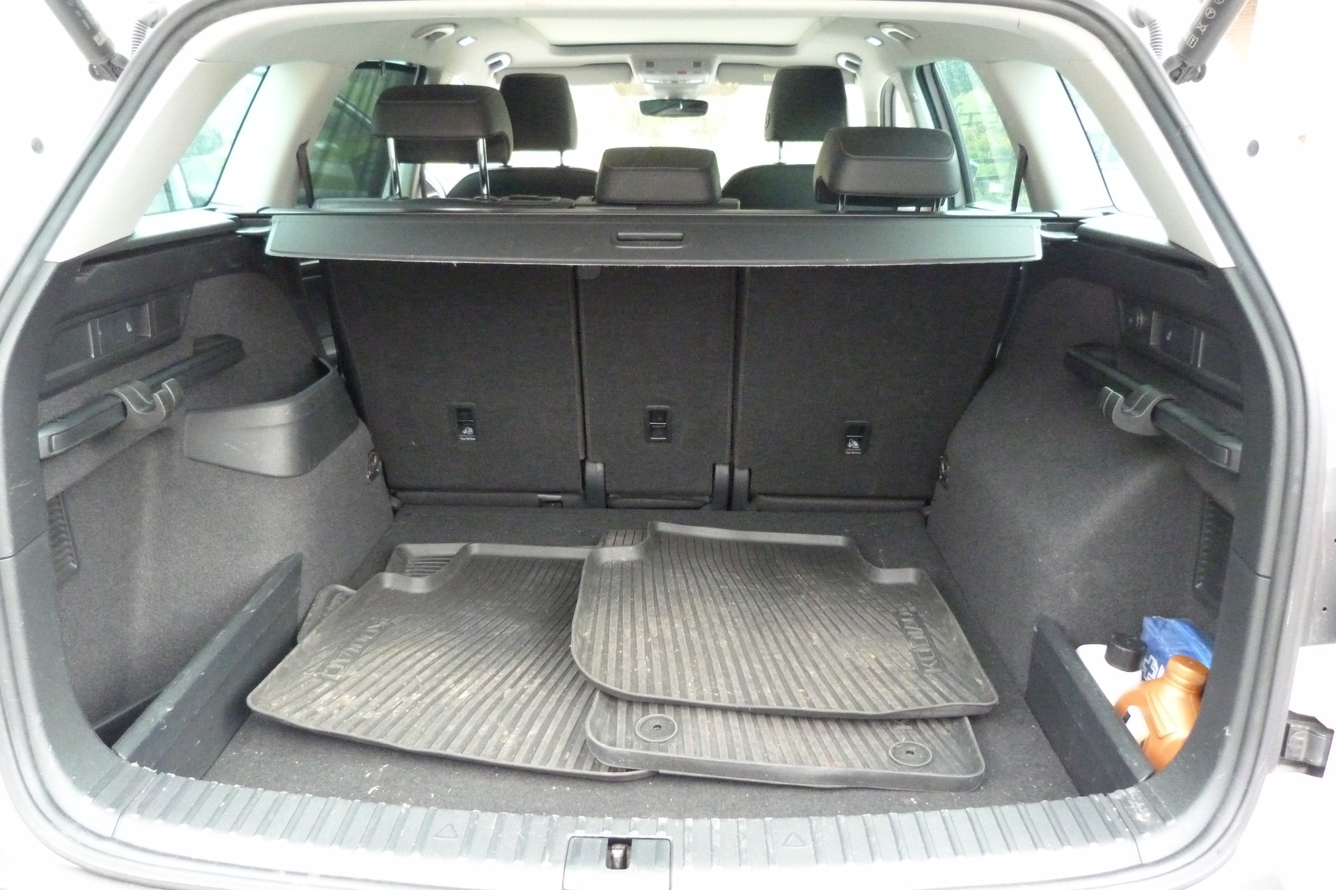 SKODA Kodiaq 2.0 TDI CR SportLine 4x4 DSG-image-6