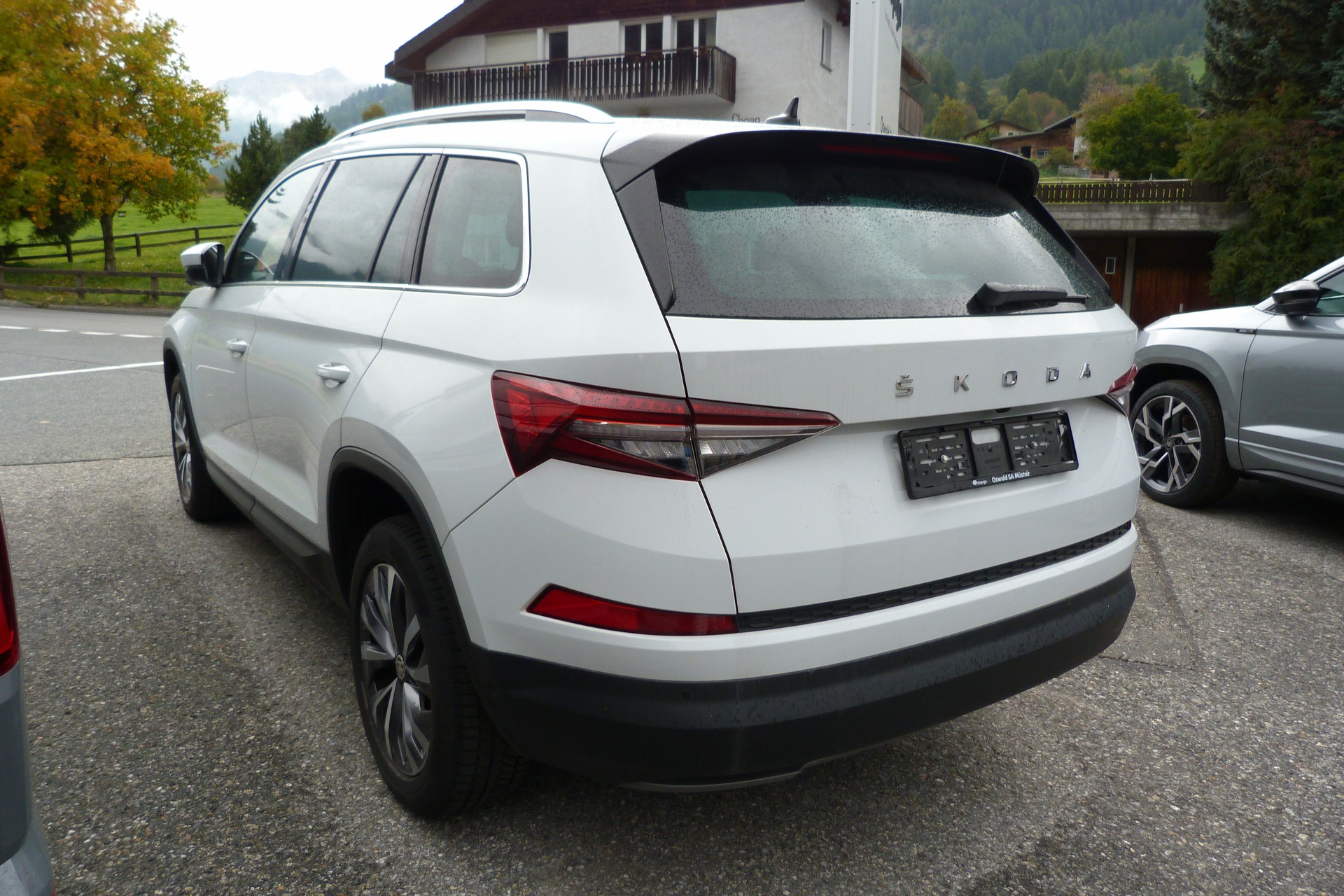 SKODA Kodiaq 2.0 TDI CR SportLine 4x4 DSG-image-1