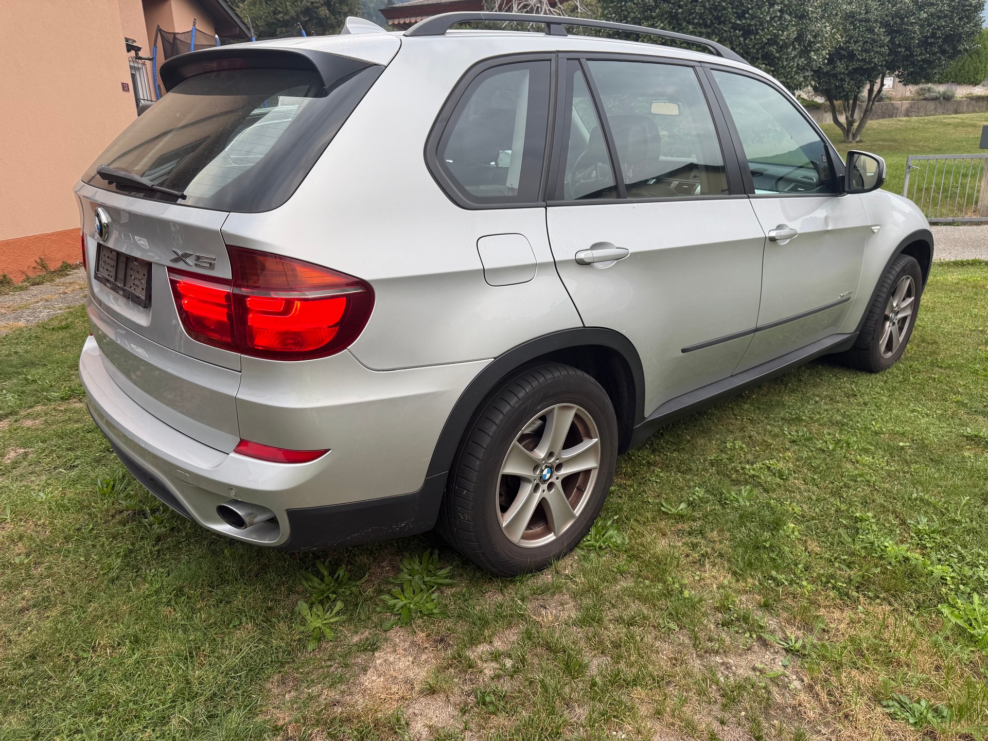 BMW Xdrive 35i-image-3