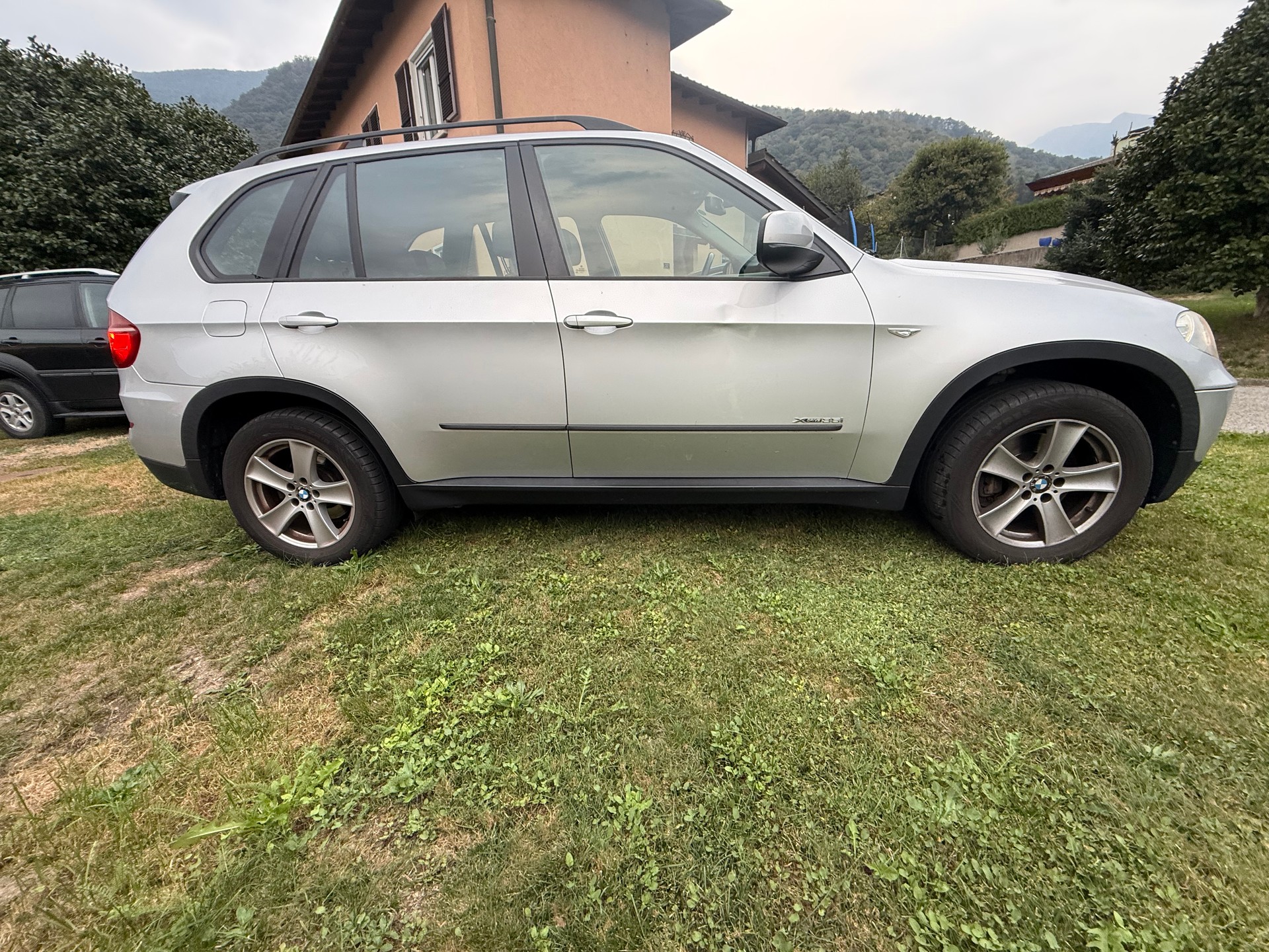 BMW Xdrive 35i-image-2