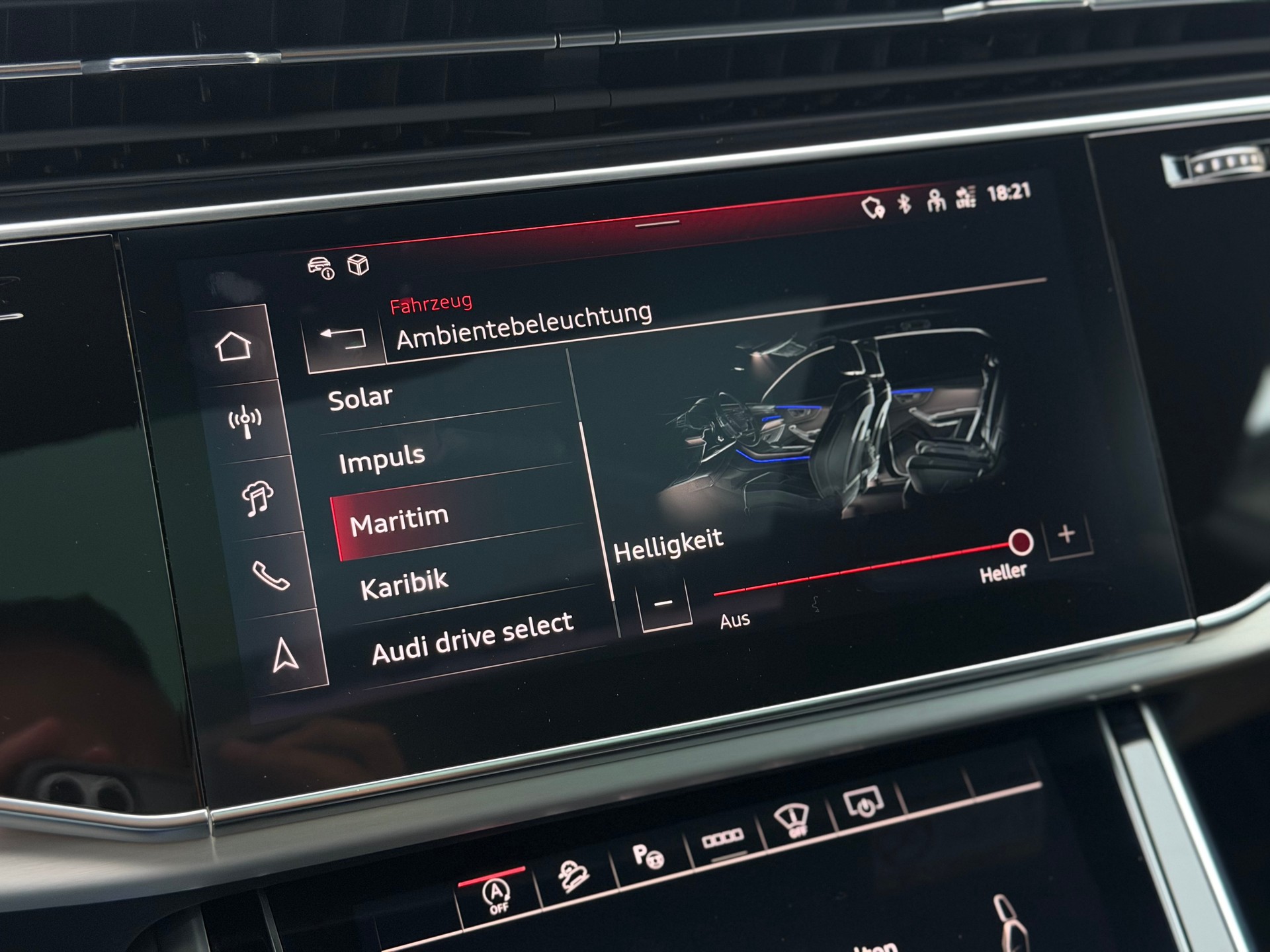 AUDI Q8 SUV 55 TFSI quattro tiptronic-image-21
