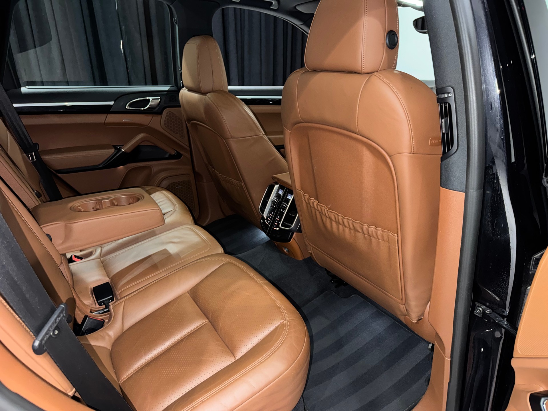 PORSCHE Cayenne S | 1.Hand | Approved Garantie |-image-14