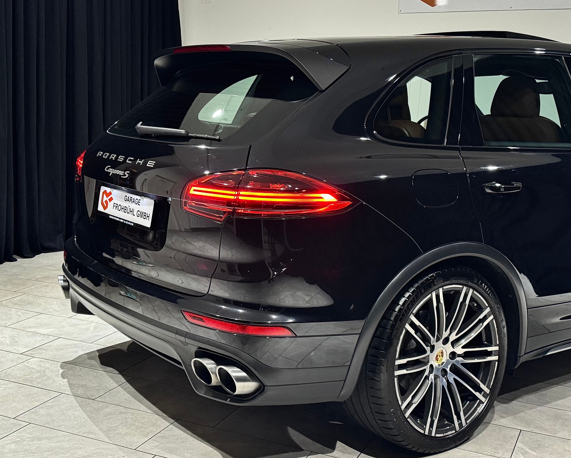 PORSCHE Cayenne S | 1.Hand | Approved Garantie |-image-8