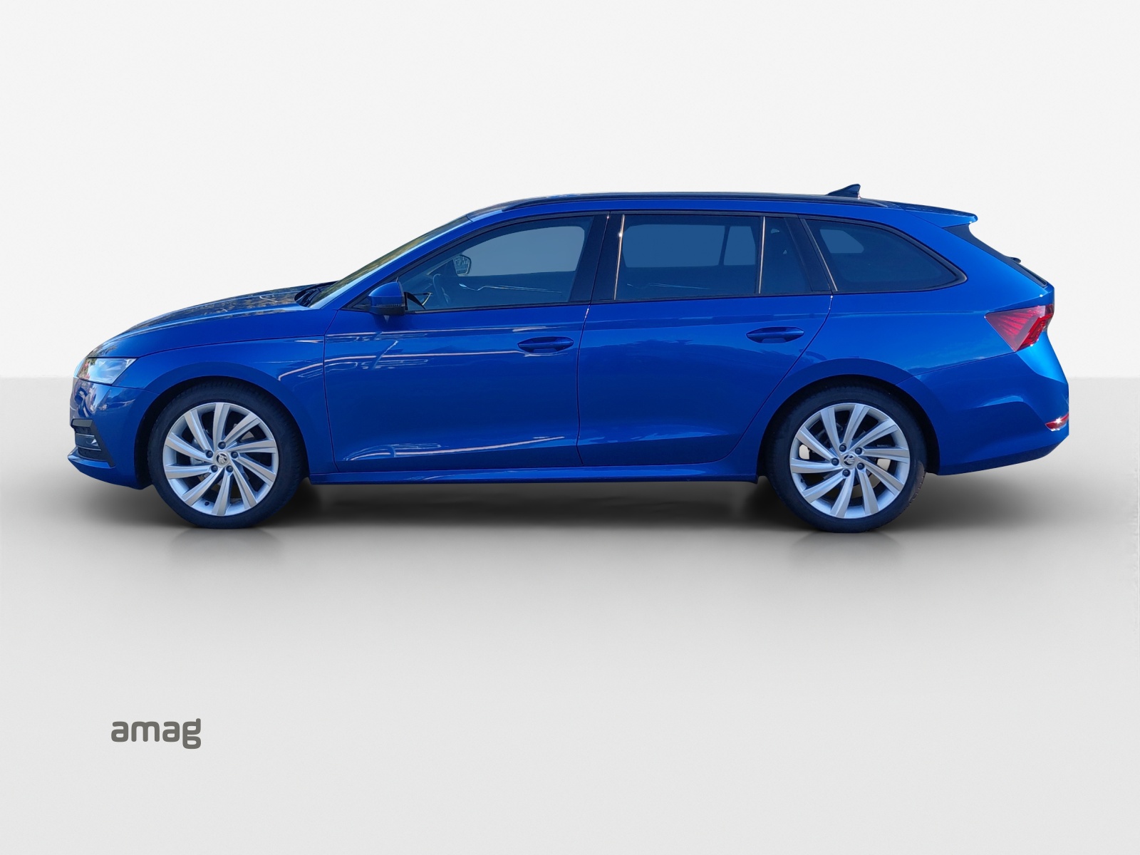 SKODA Octavia Combi 1.5 TSI mHEV DSG Style-image-1