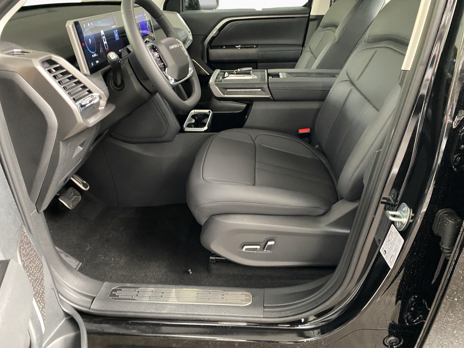 MAXUS eTerron 9 E-Motor 102kWh Luxury-image-9