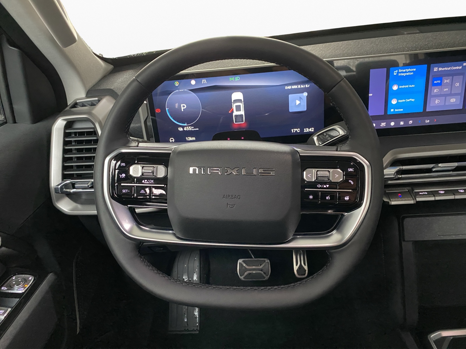 MAXUS eTerron 9 E-Motor 102kWh Luxury-image-12