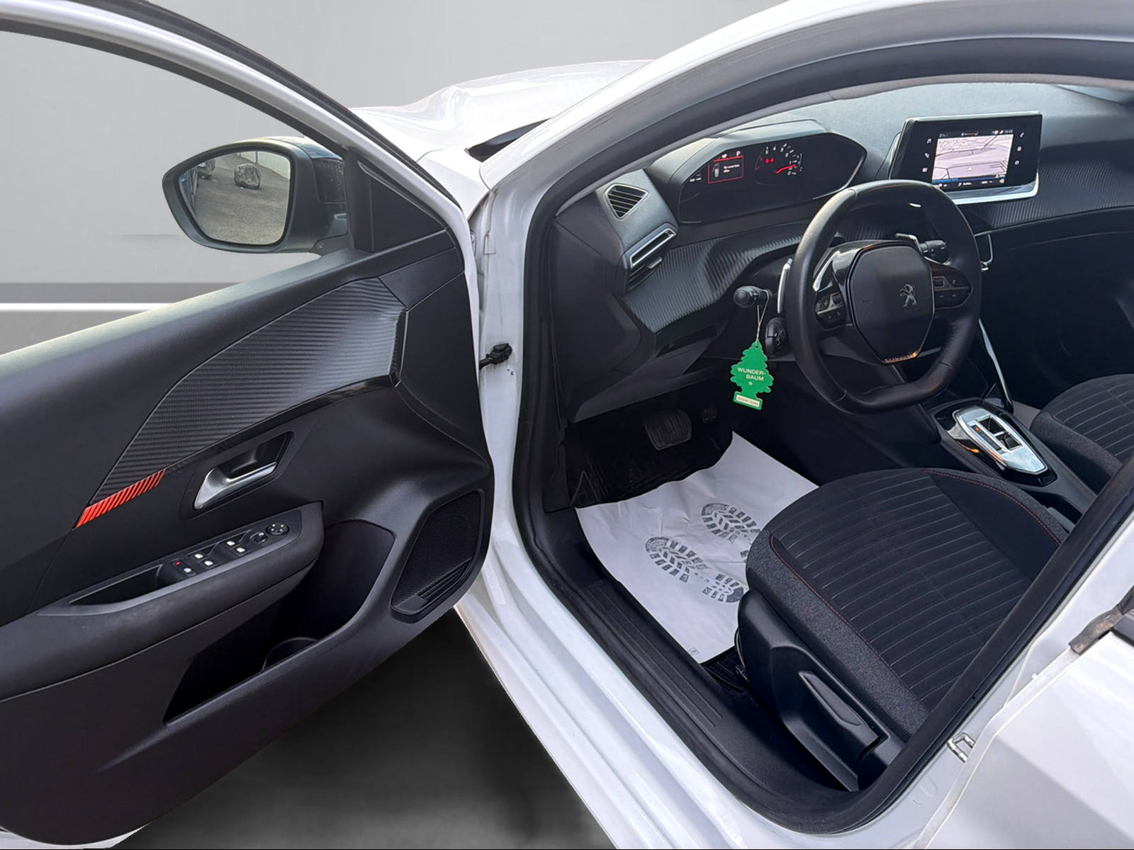 PEUGEOT 208 1.2 PureTech Active Pack EAT8-image-10
