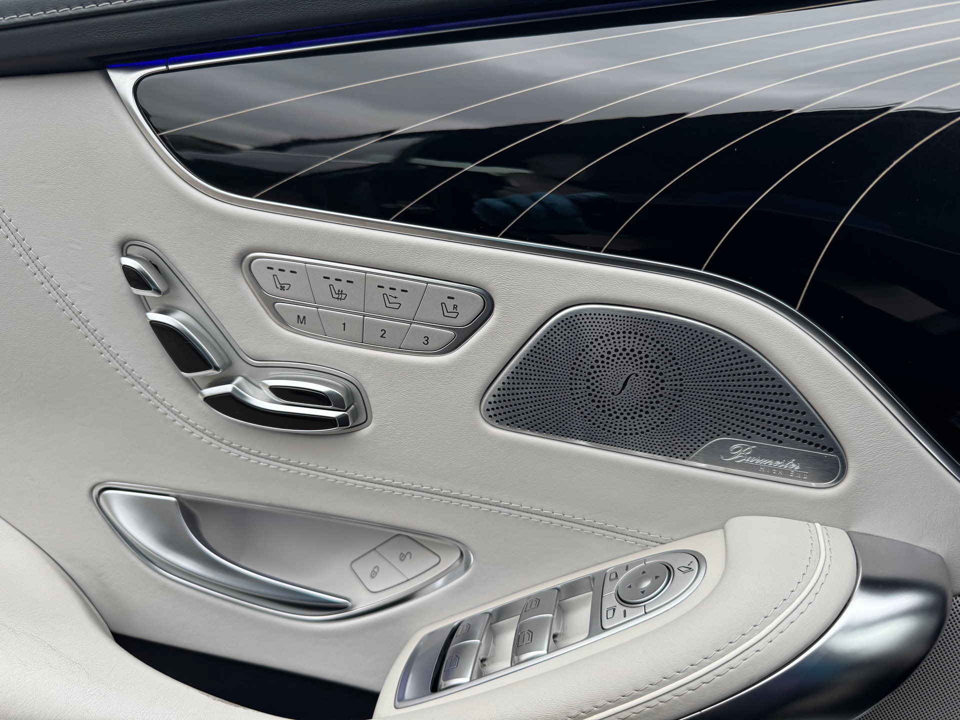 MERCEDES-BENZ S 500 Cabriolet 9G-Tronic-image-13
