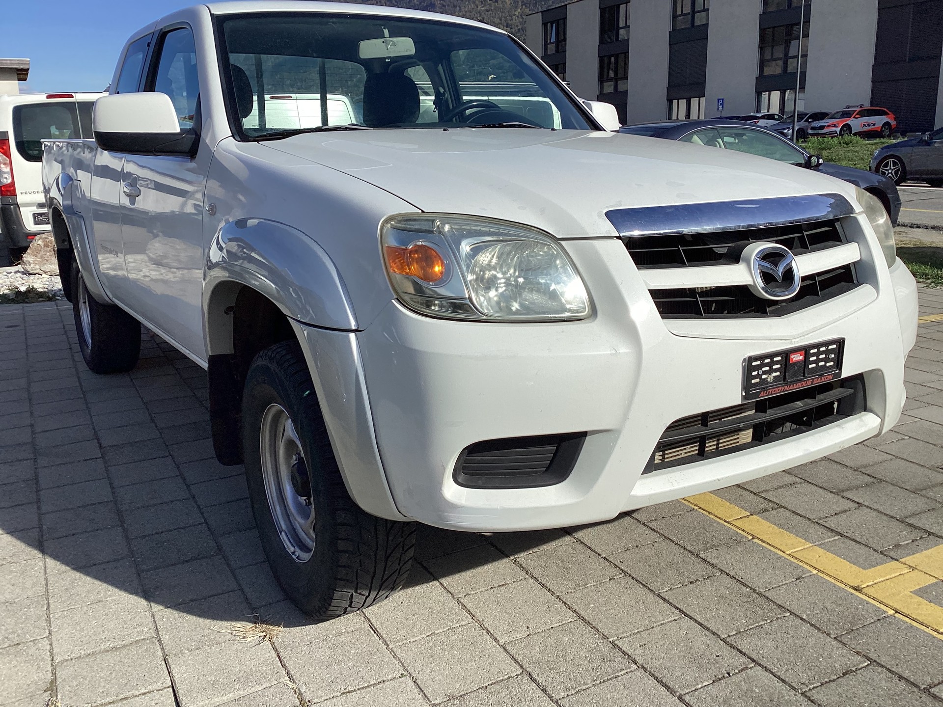 MAZDA BT-50-image-2