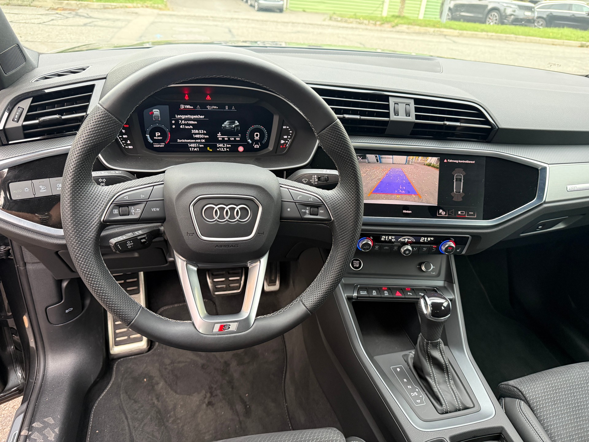 AUDI Q3 Sportback 35 TFSI S line Attraction S-tronic-image-11