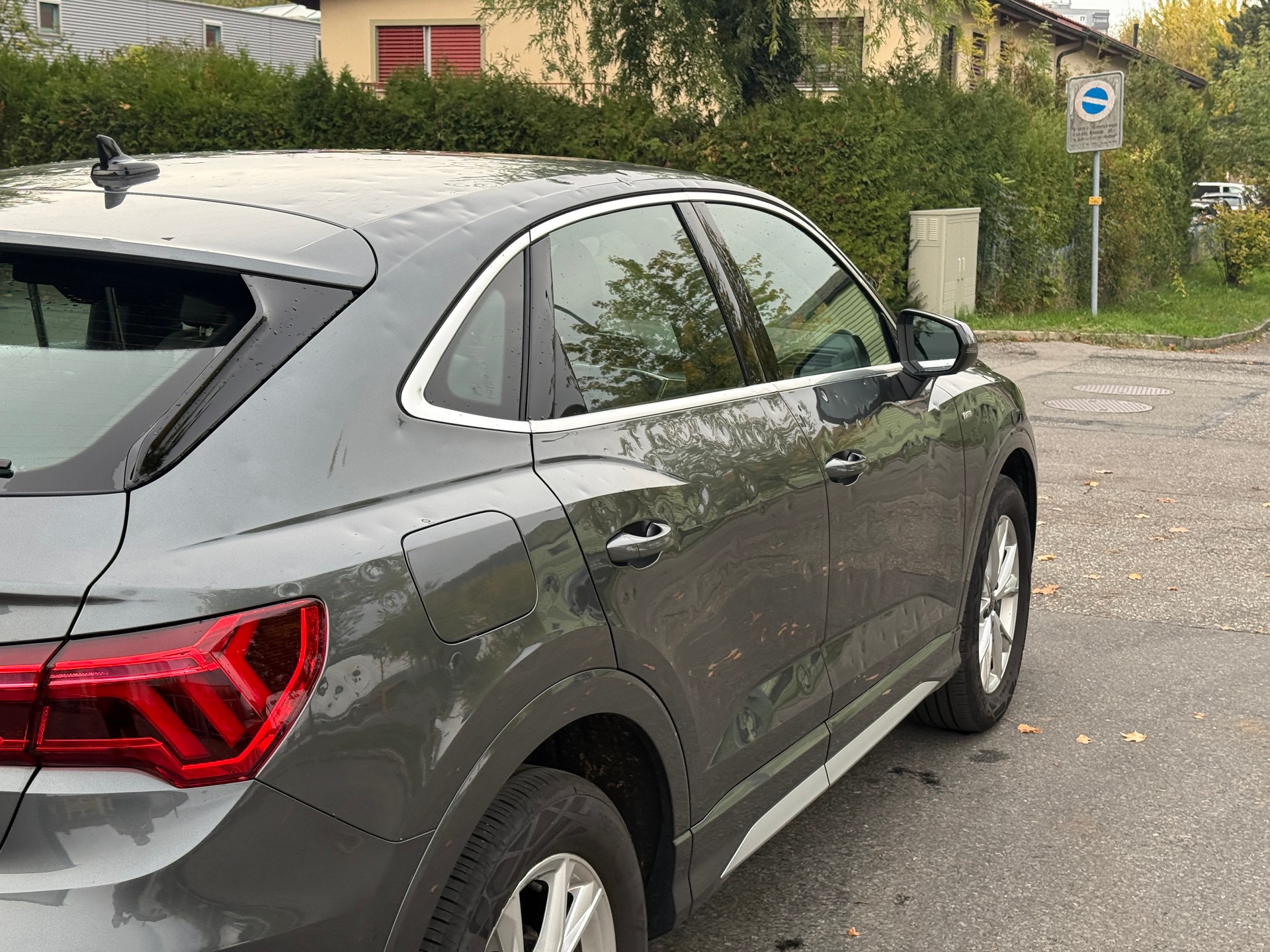 AUDI Q3 Sportback 35 TFSI S line Attraction S-tronic-image-5