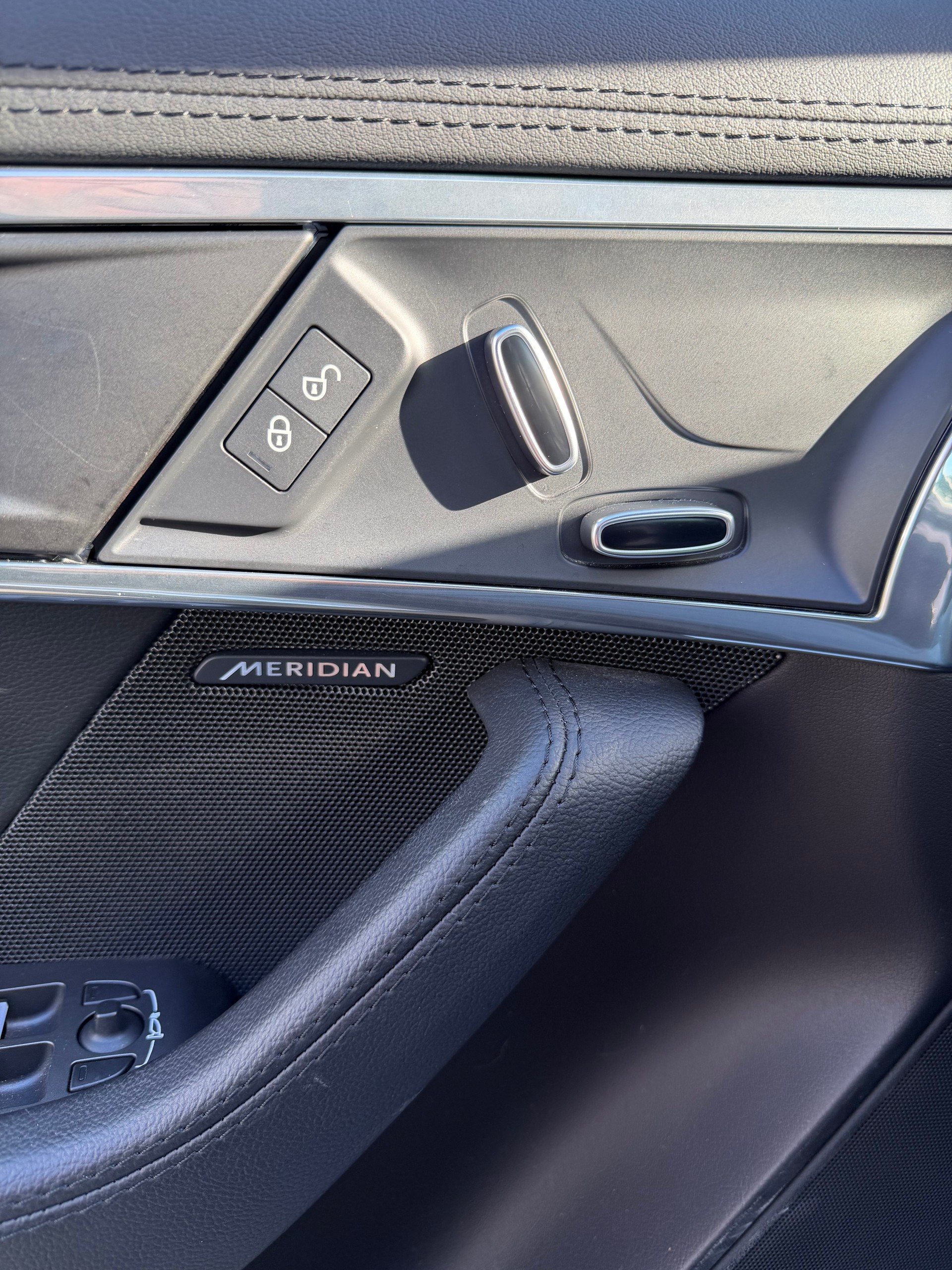 JAGUAR F-Type Coupé 2.0 I4 Automatik-image-5