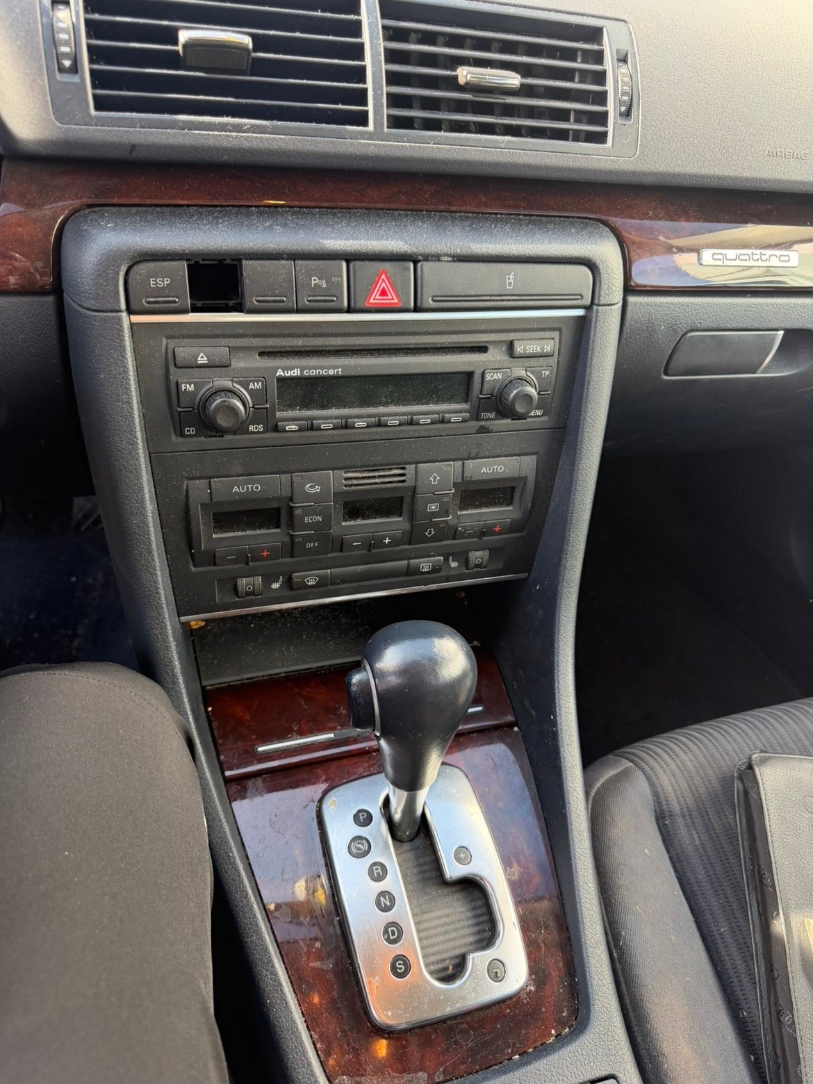 AUDI A4 Avant 3.2 FSI quattro-image-4