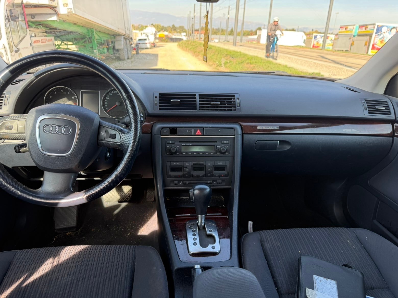 AUDI A4 Avant 3.2 FSI quattro-image-10