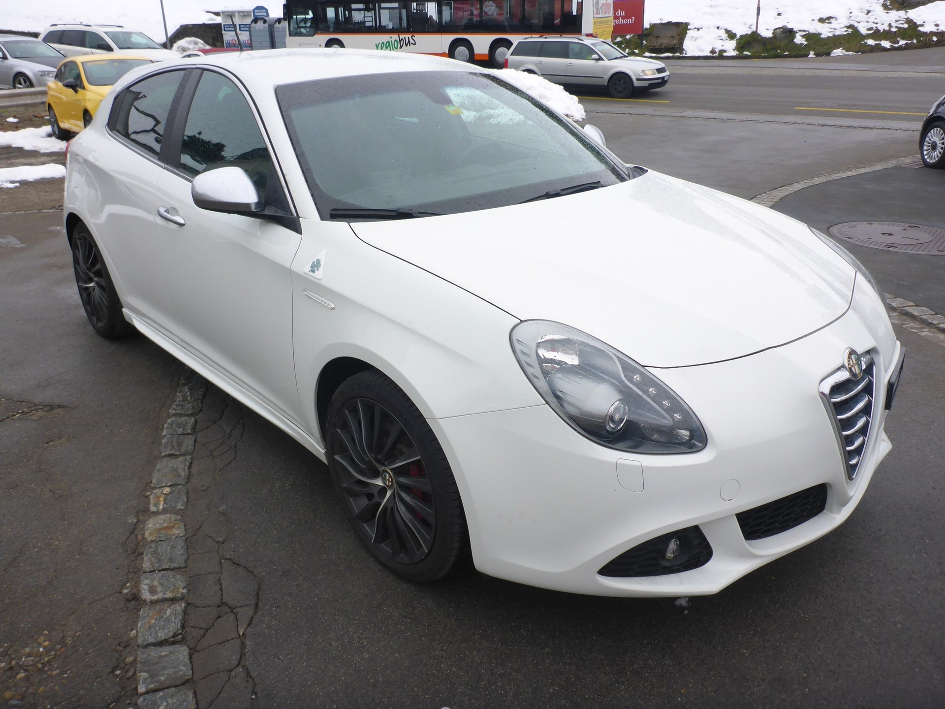 ALFA ROMEO Giulietta 1750 TBi Quadrifoglio Verde-image-4