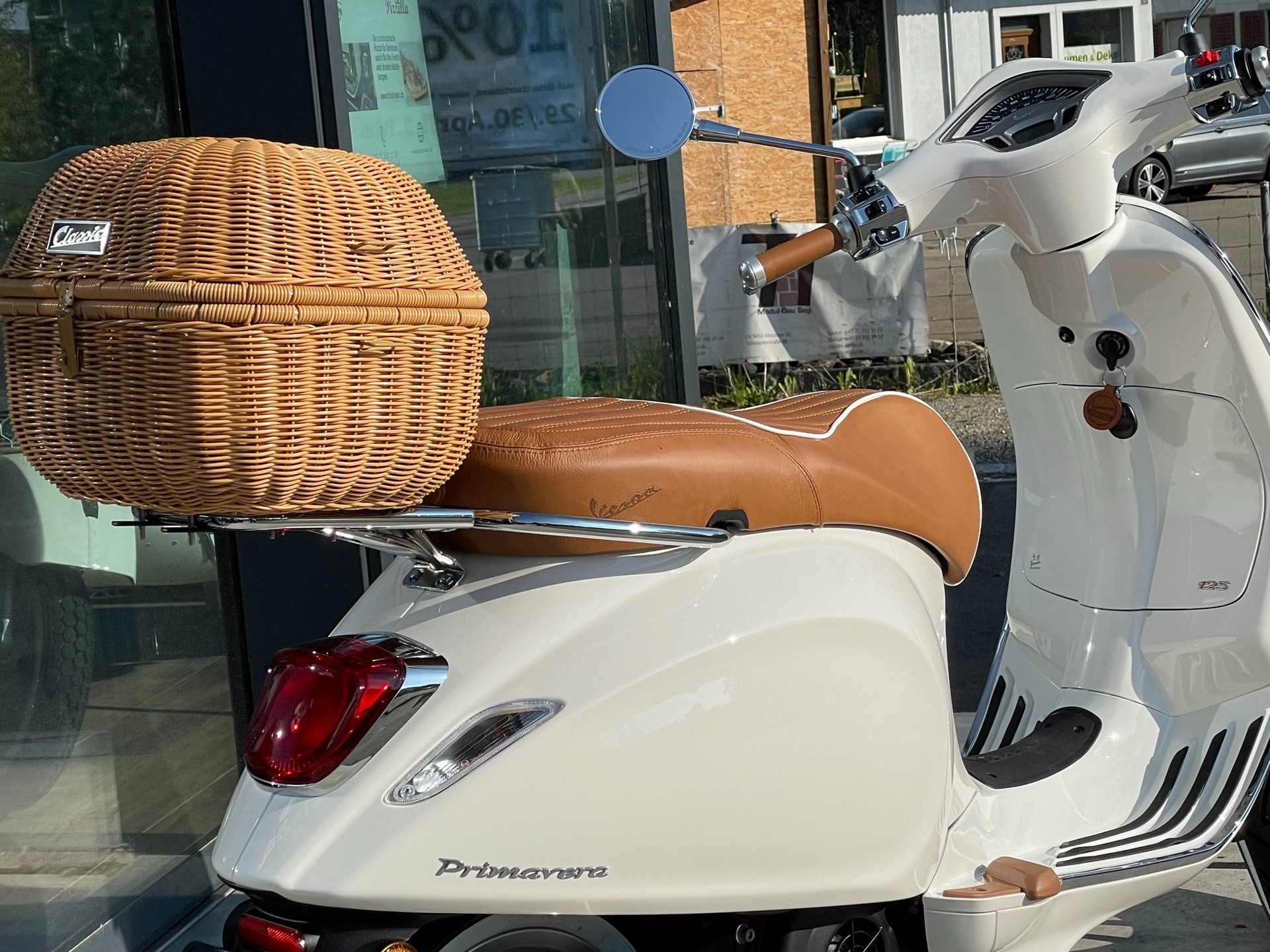 PIAGGIO Vespa 125 Primavera ABS-image-14