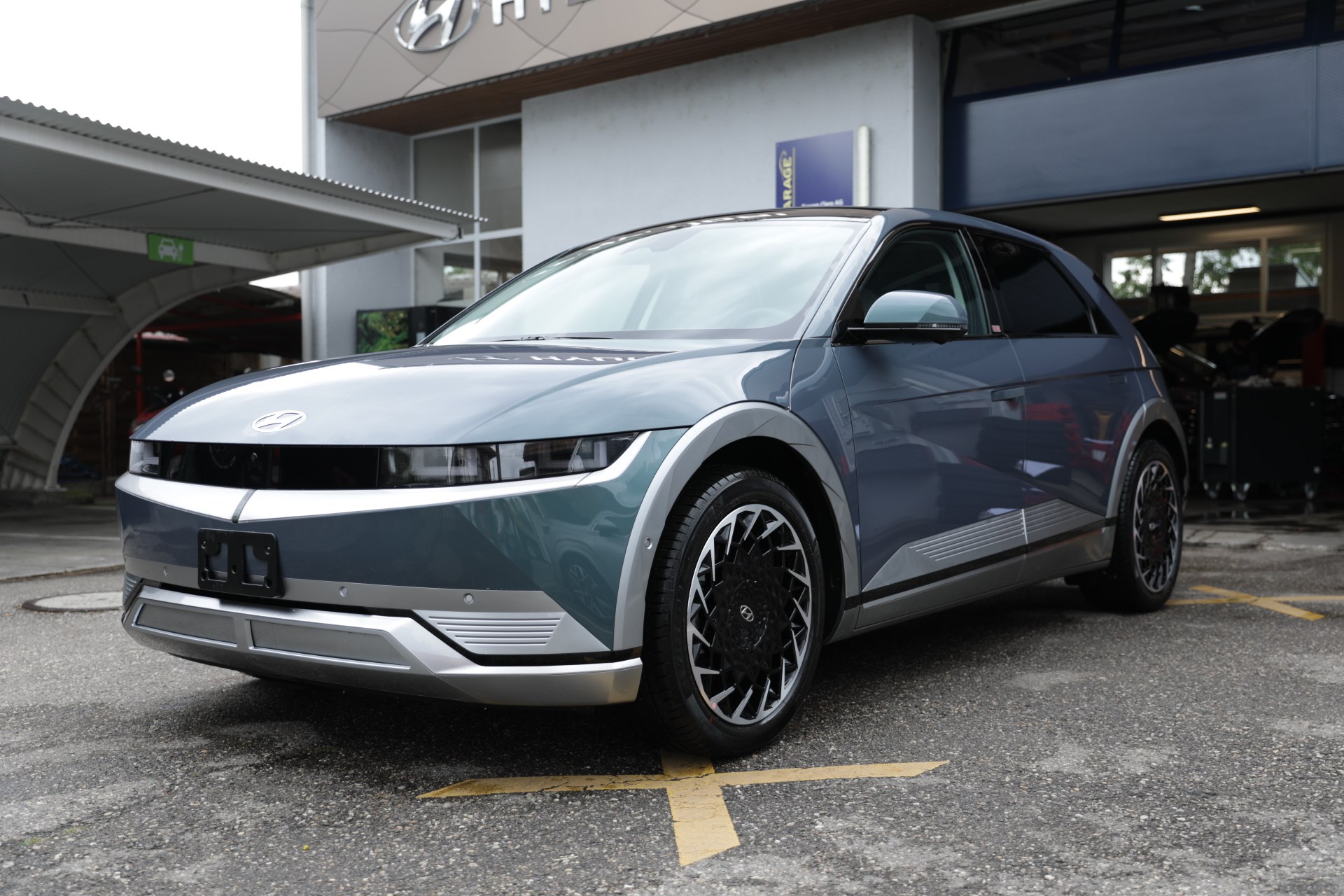 HYUNDAI Ioniq 5 77kWh Vertex 4WD-image-1