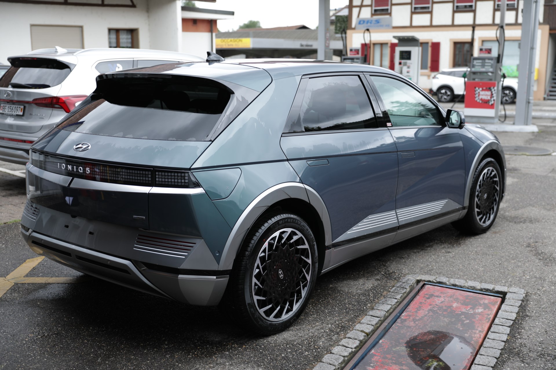HYUNDAI Ioniq 5 77kWh Vertex 4WD-image-3
