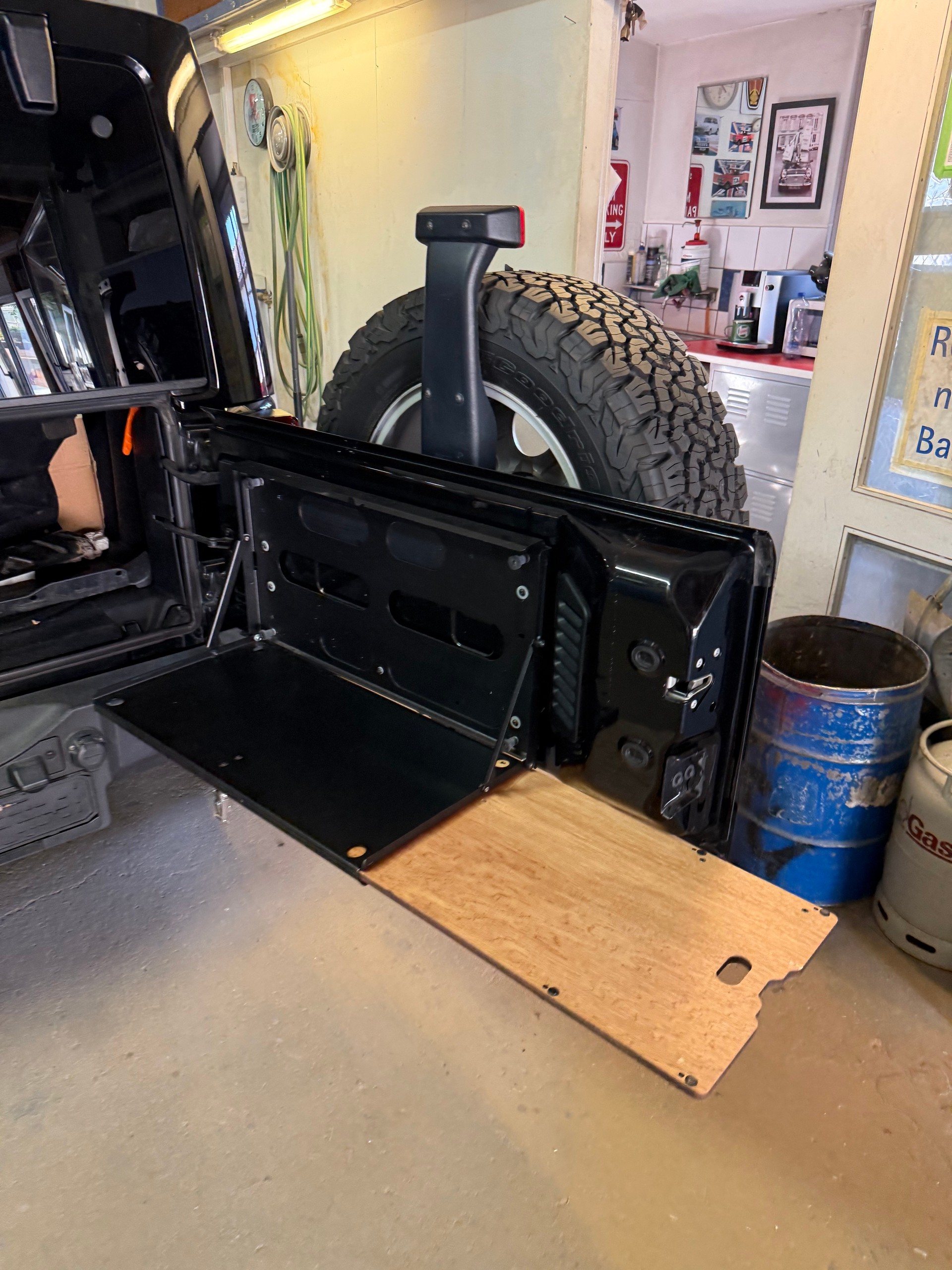 JEEP Wrangler 2.8CRD Unlimited Sahara X Automatic-image-15