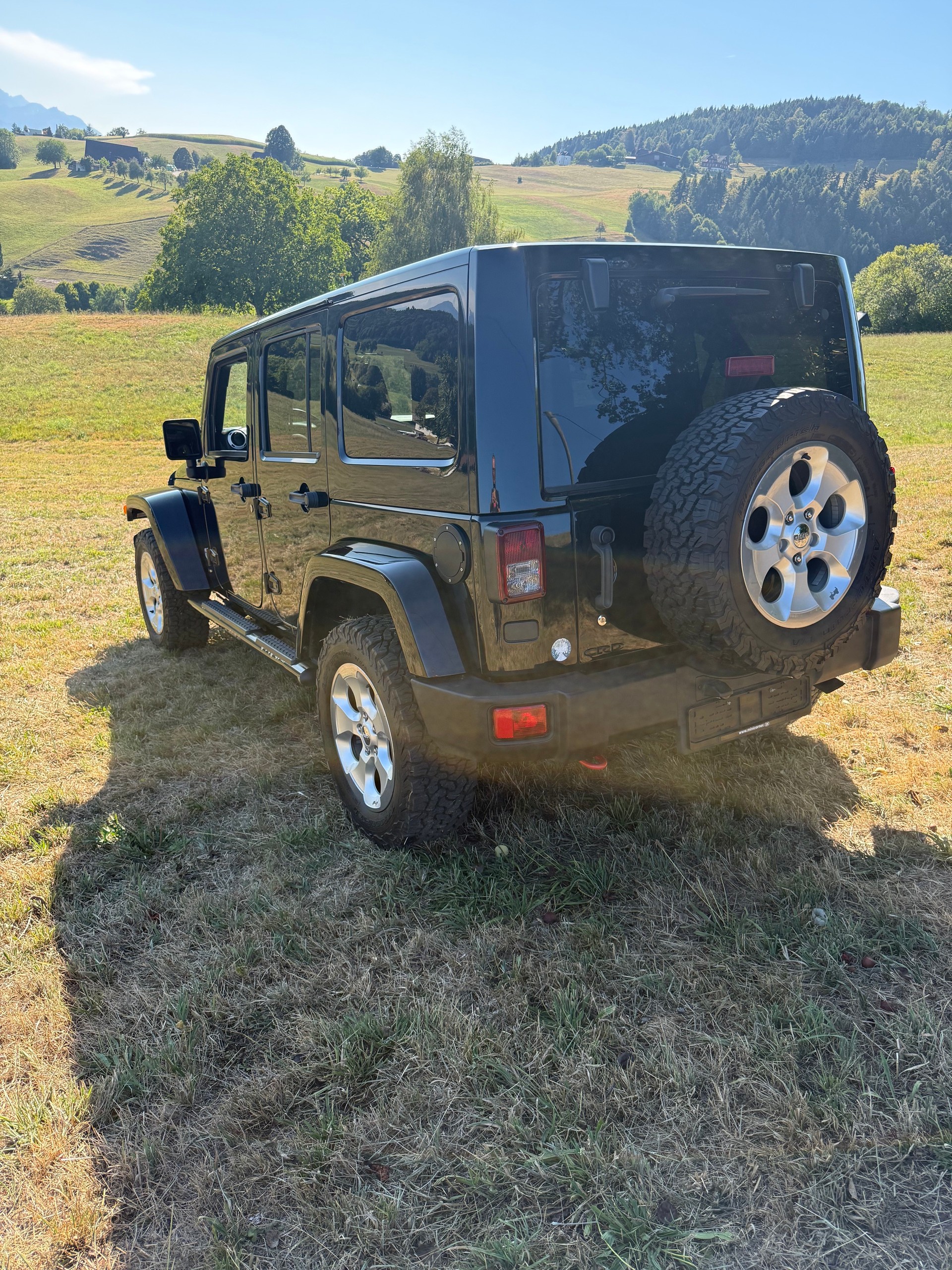 JEEP Wrangler 2.8CRD Unlimited Sahara X Automatic-image-4