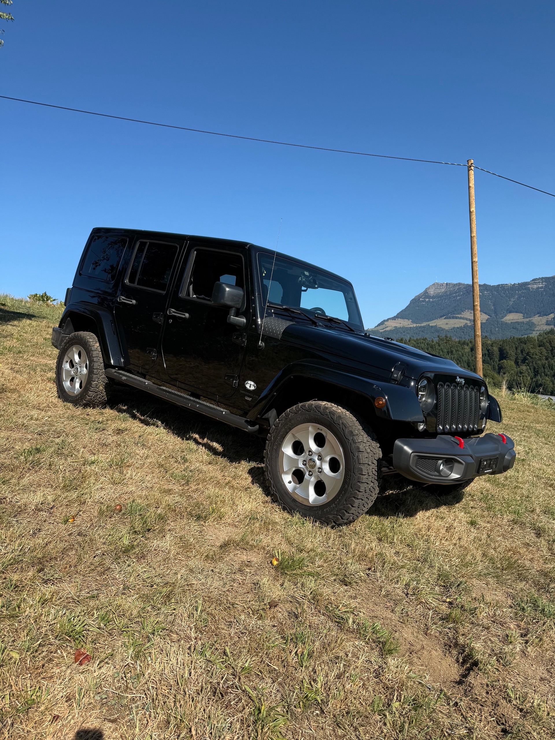 JEEP Wrangler 2.8CRD Unlimited Sahara X Automatic-image-1