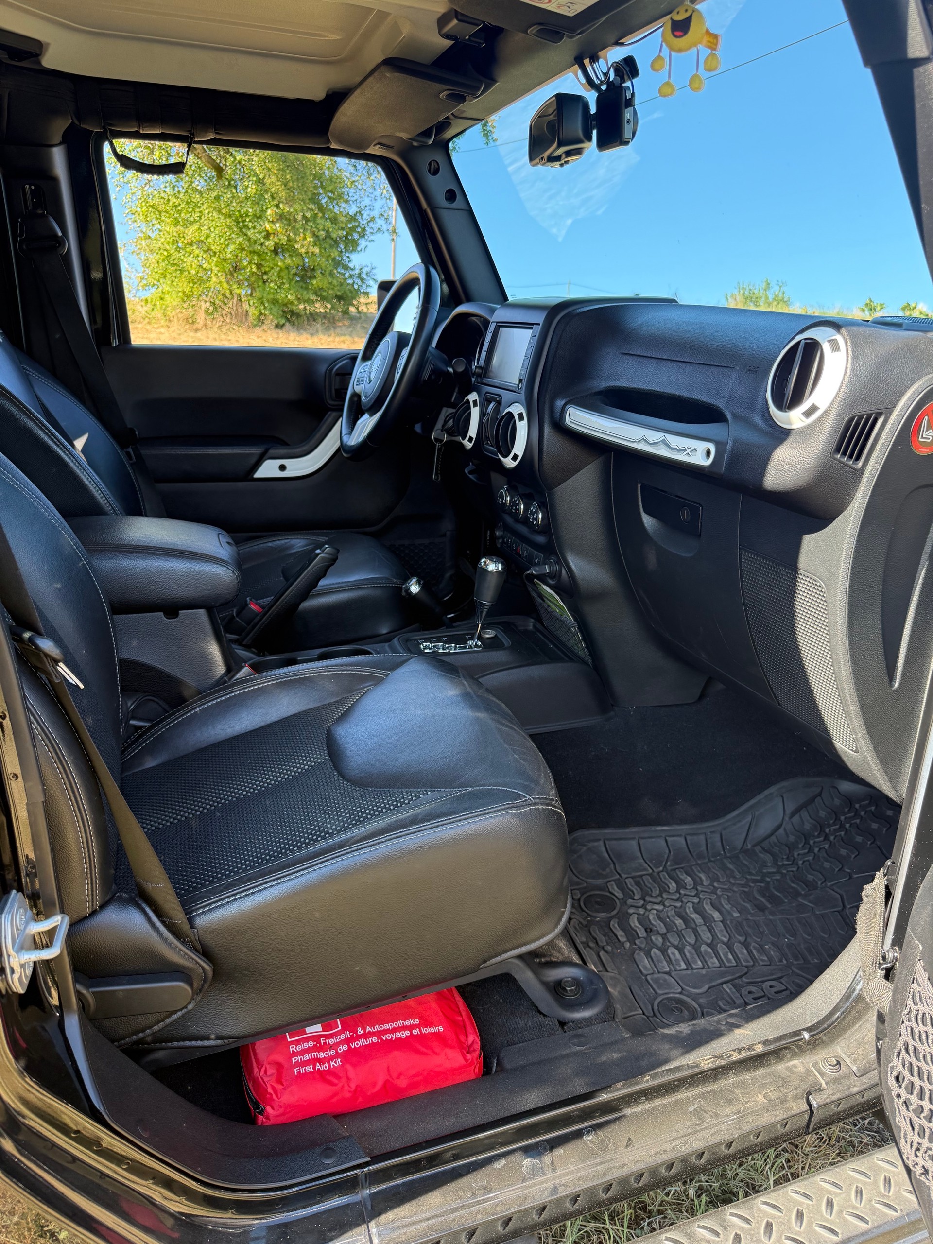 JEEP Wrangler 2.8CRD Unlimited Sahara X Automatic-image-7