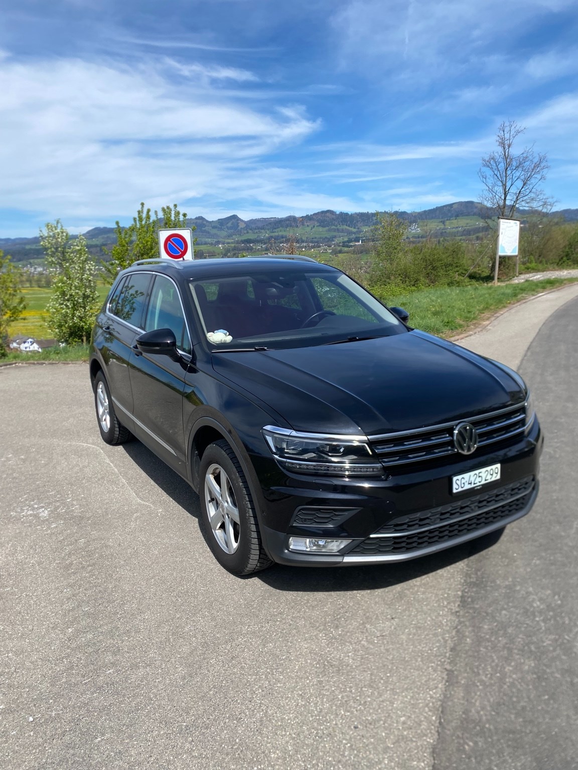 VW Tiguan 2.0TSI Comfortline 4Motion DSG-image-0