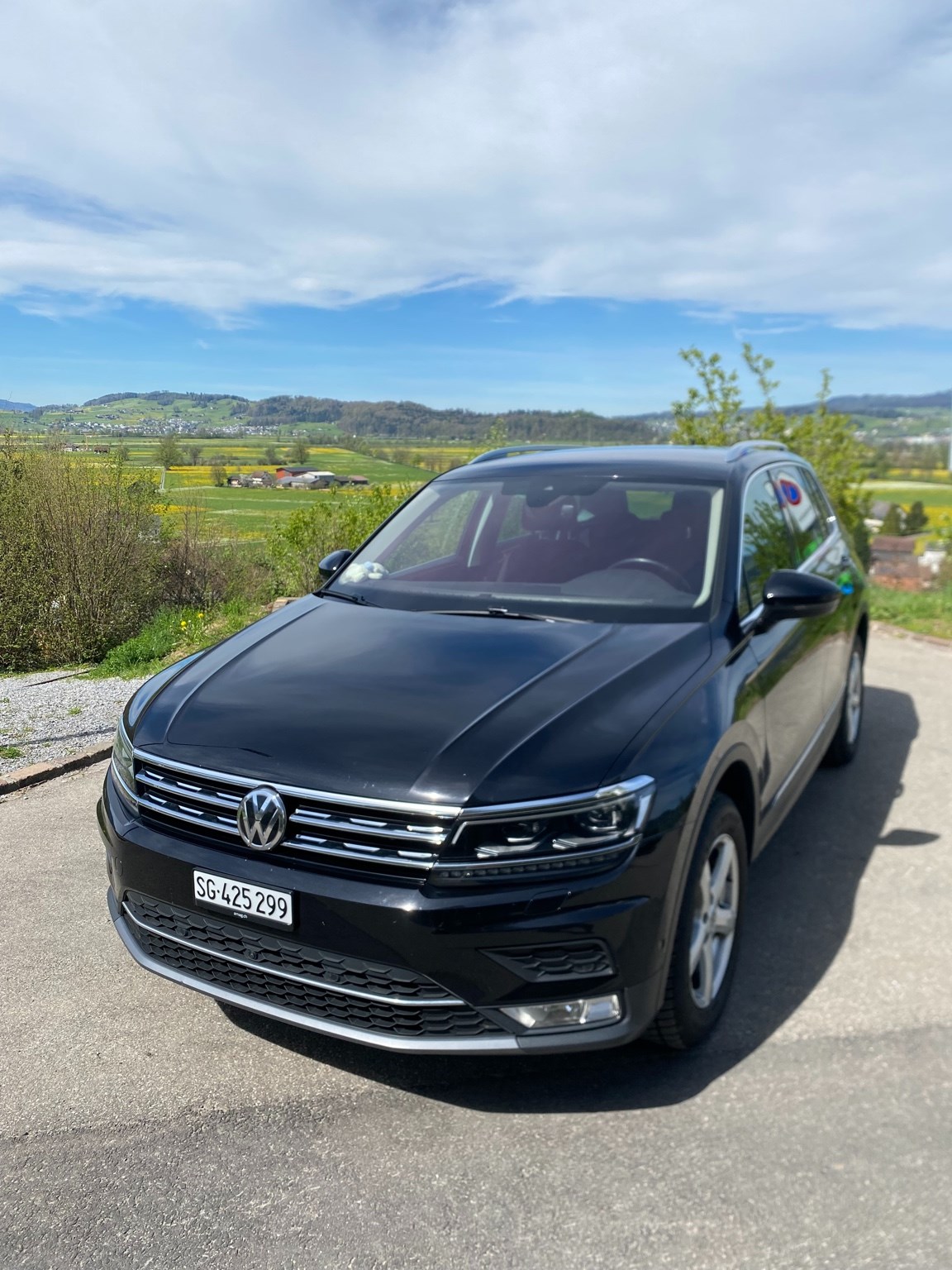 VW Tiguan 2.0TSI Comfortline 4Motion DSG-image-4