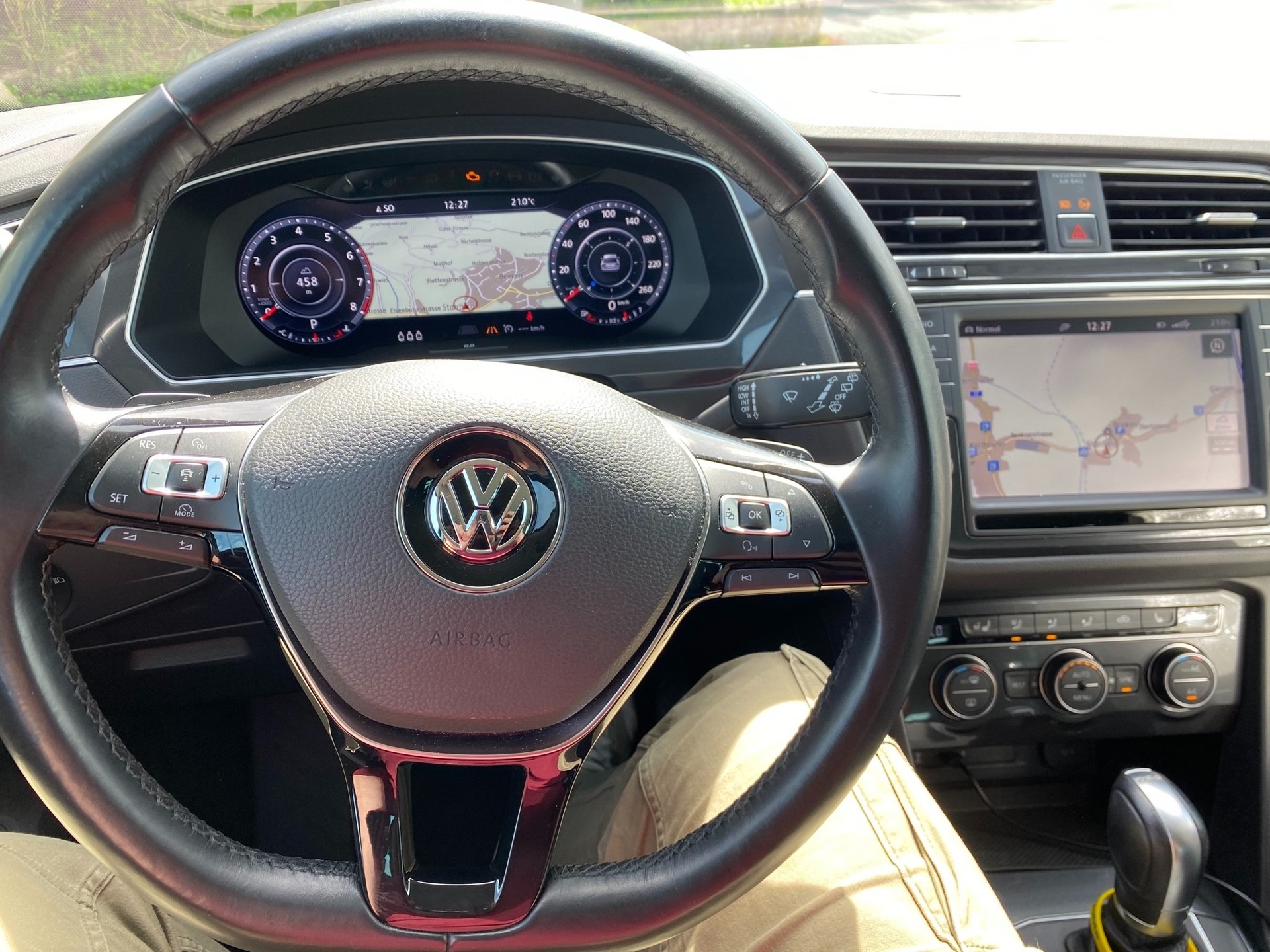 VW Tiguan 2.0TSI Comfortline 4Motion DSG-image-5