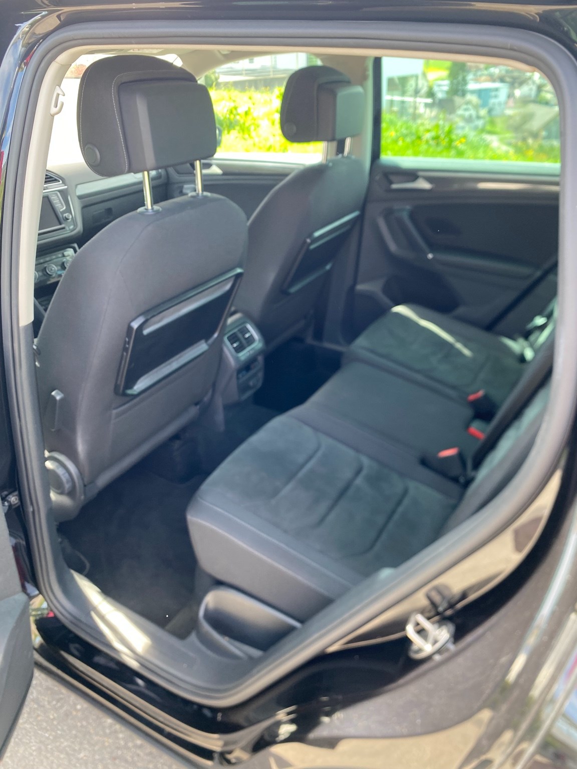 VW Tiguan 2.0TSI Comfortline 4Motion DSG-image-6