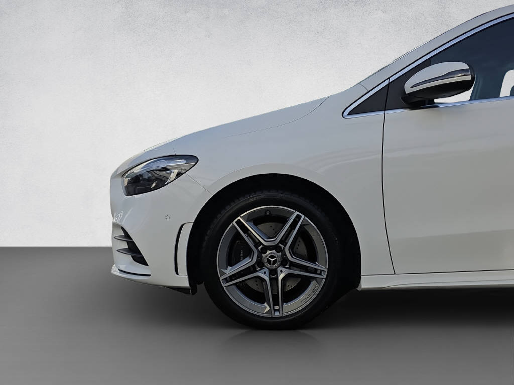 MERCEDES-BENZ B 250 e AMG Line-image-6