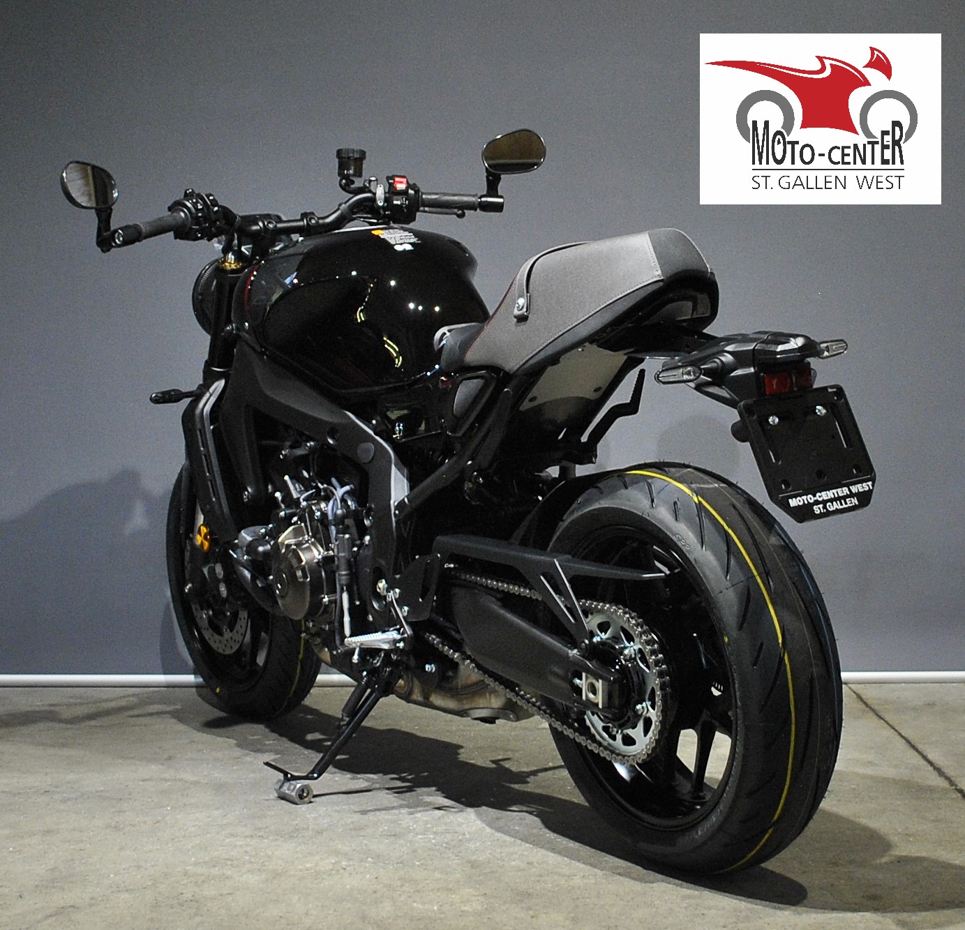 YAMAHA XSR 900 (35kW)-showroom-element-3