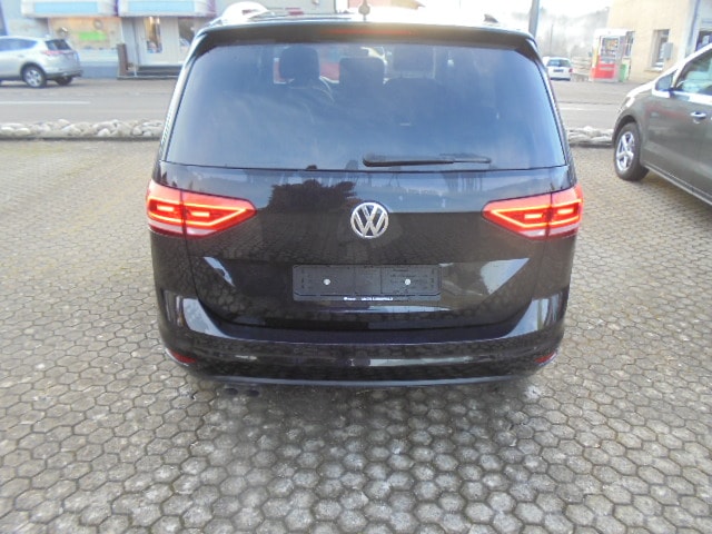 VW Touran 2.0 TDI BlueMotion Technology Highline DSG-image-4