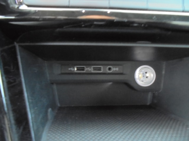 VW Touran 2.0 TDI BlueMotion Technology Highline DSG-image-10