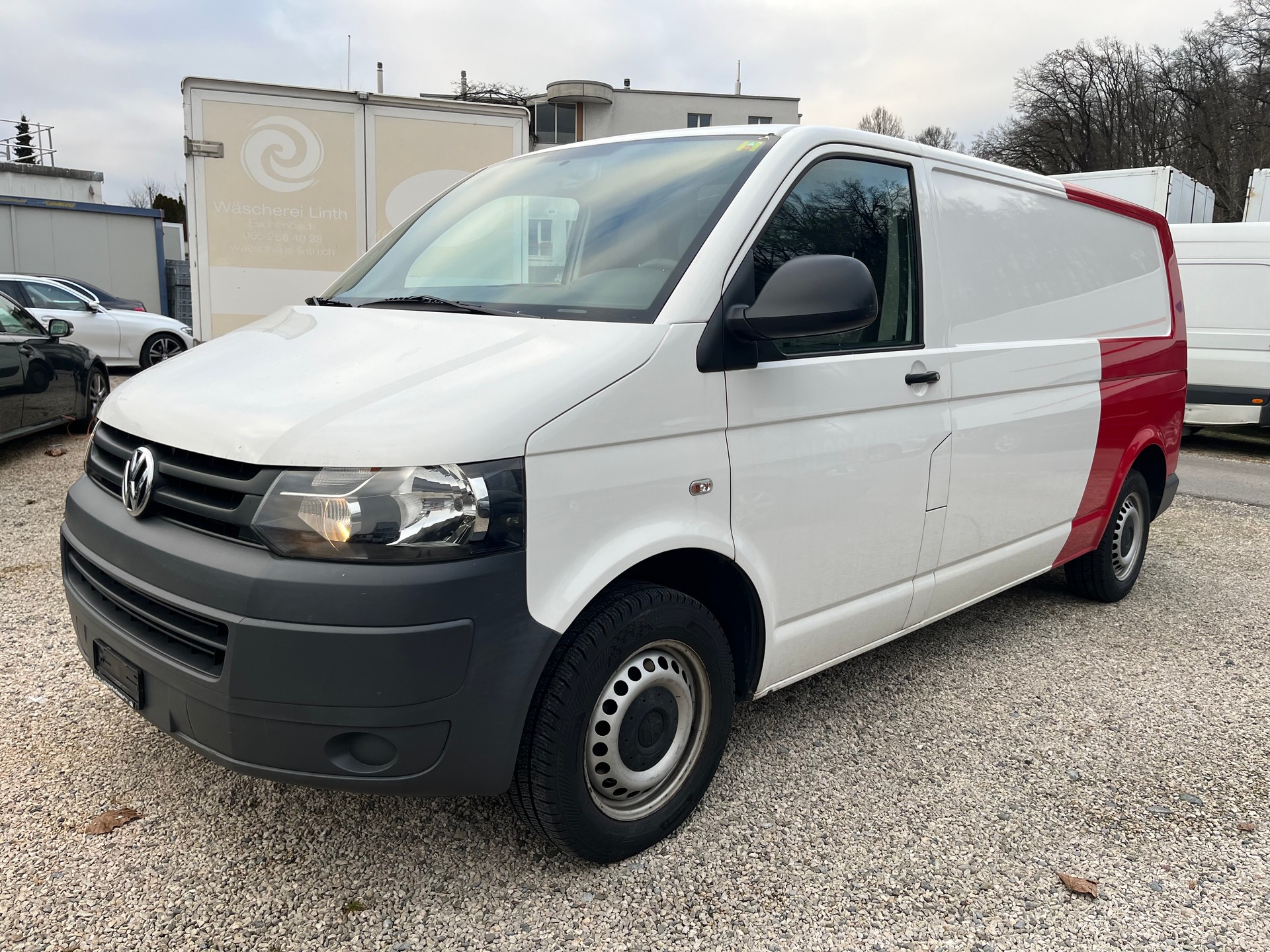 VW T5 2.0 TDI-image-2