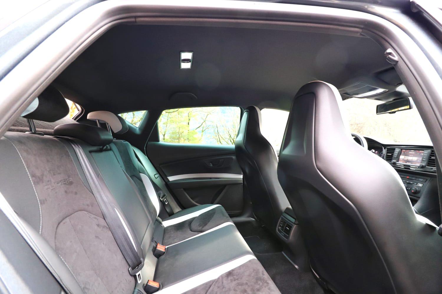SEAT Leon 2.0 TSI Cupra 280-image-4