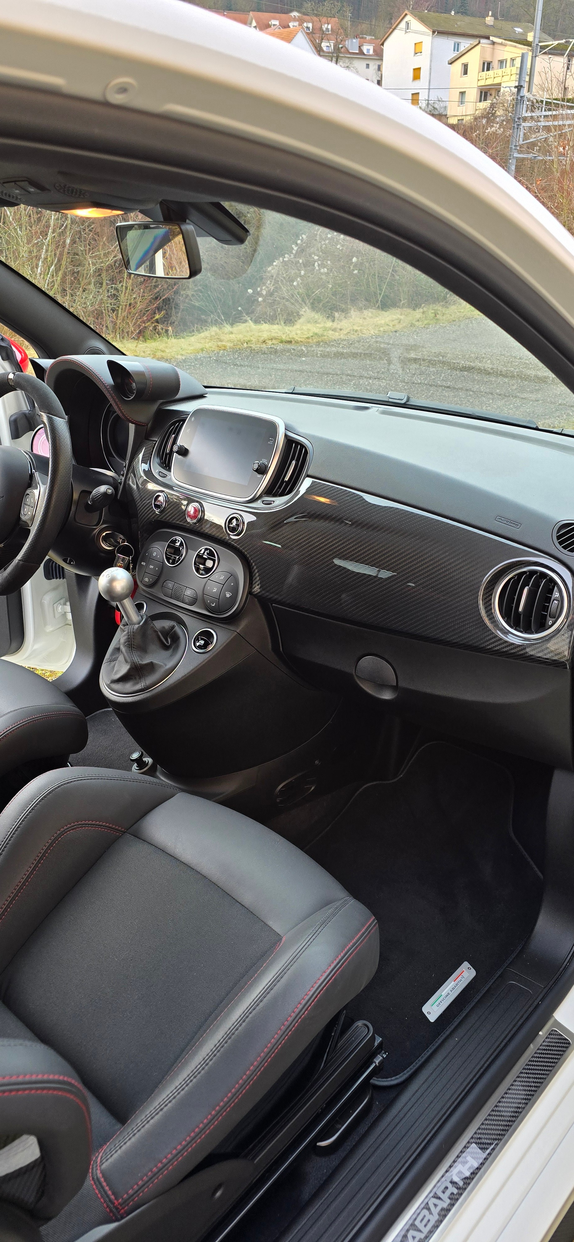 FIAT 595C 1.4 16V Turbo Abarth Esseesse-image-2