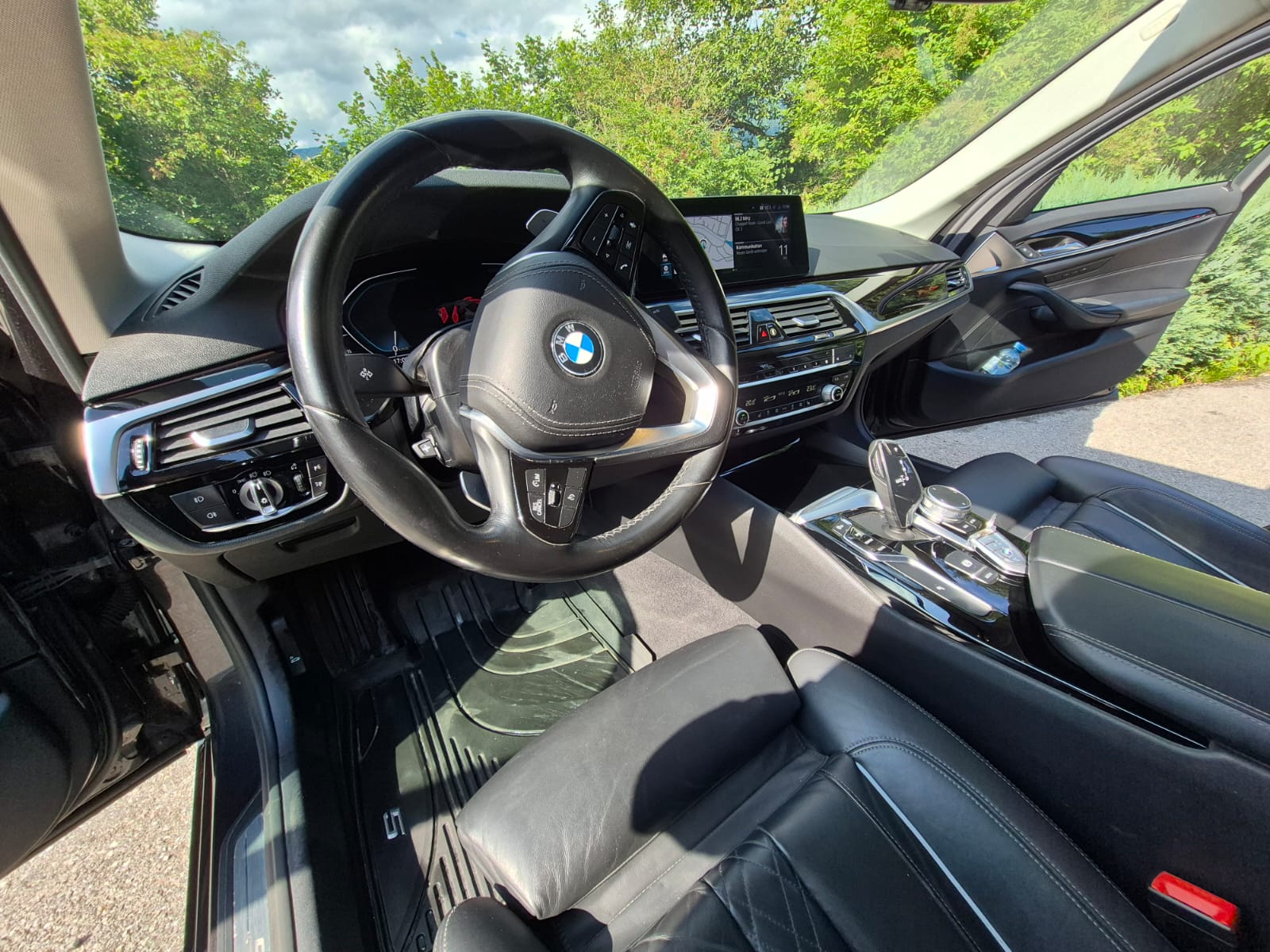 BMW 530d xDrive Sport Line Steptronic-image-1