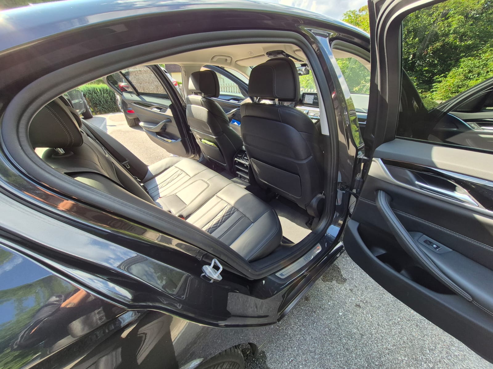 BMW 530d xDrive Sport Line Steptronic-image-9