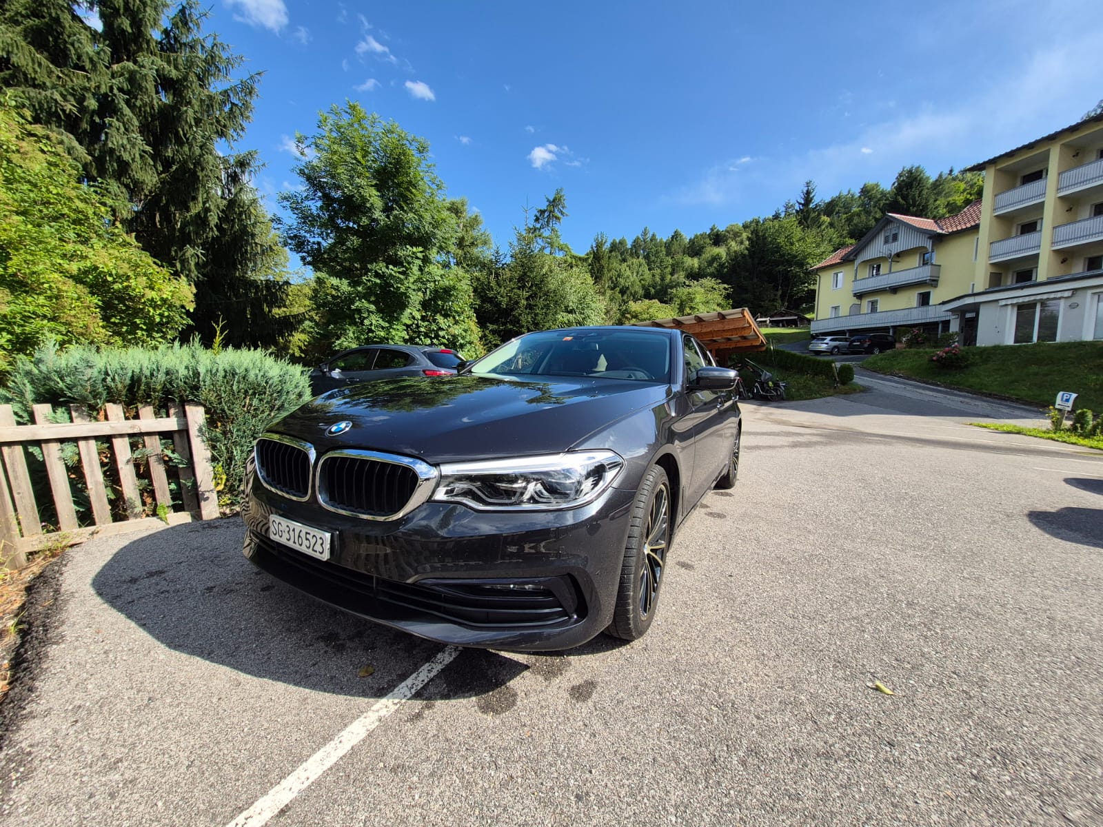 BMW 530d xDrive Sport Line Steptronic-image-20