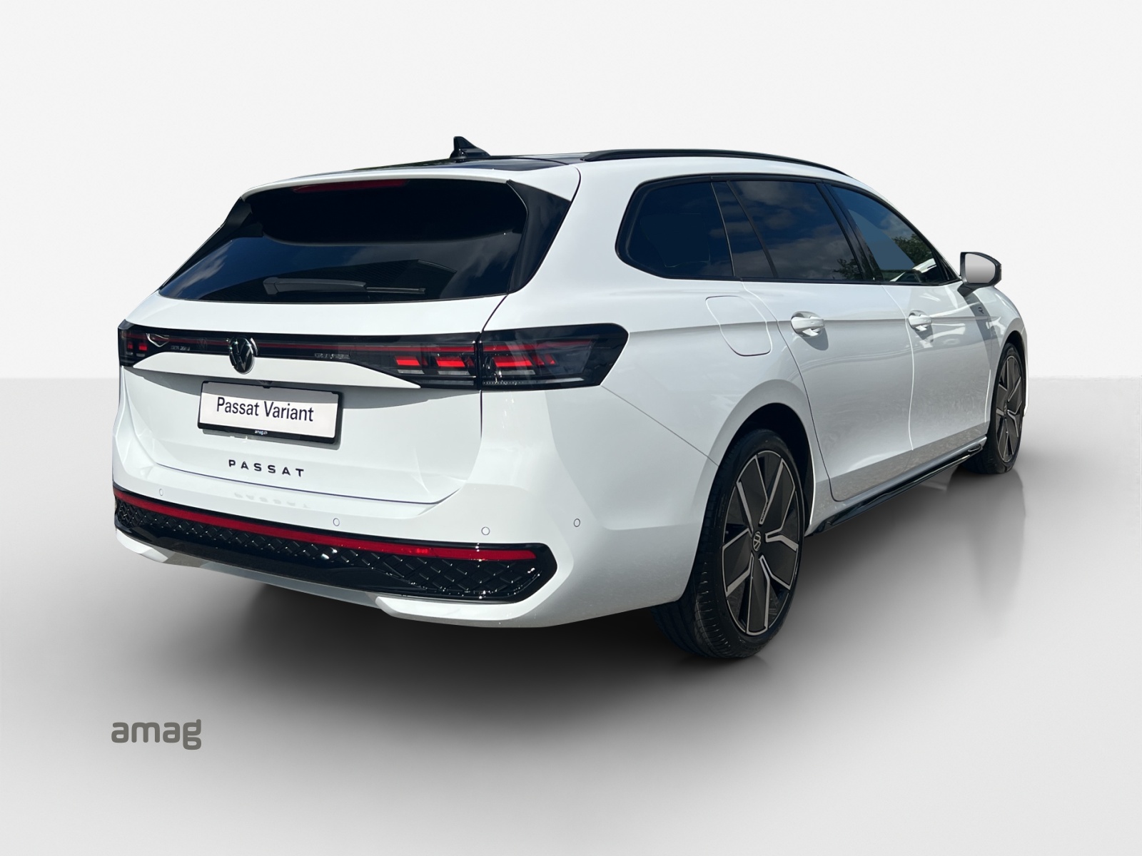 VW Passat Variant 2.0 TSI evo4 R-Line 4 Motion DSG-image-4