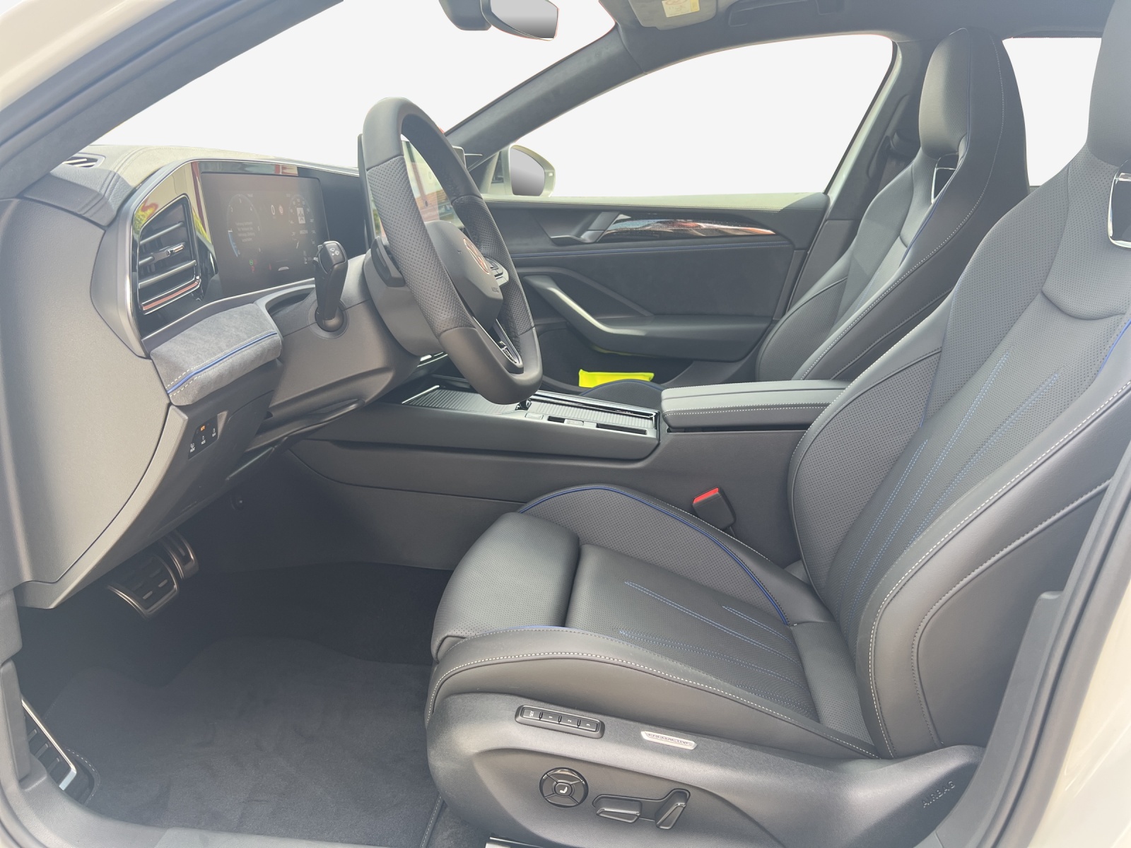 VW Passat Variant 2.0 TSI evo4 R-Line 4 Motion DSG-image-7