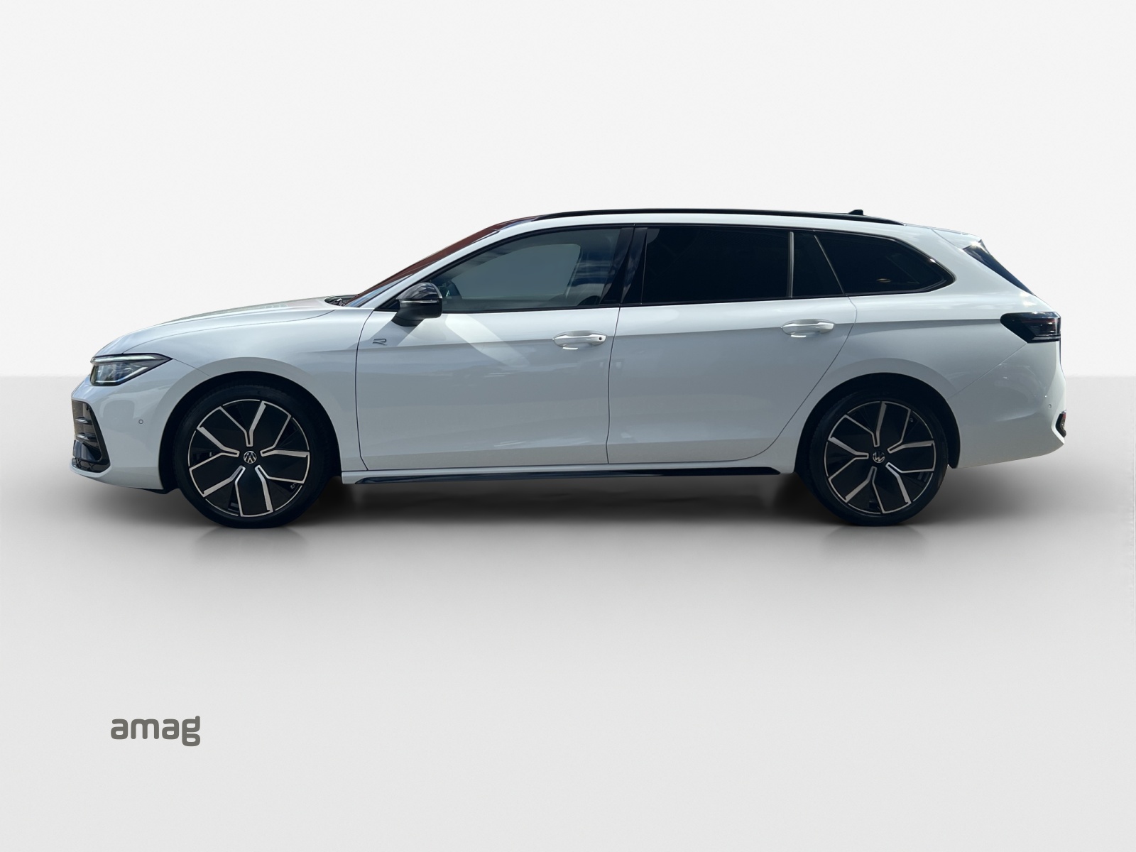 VW Passat Variant 2.0 TSI evo4 R-Line 4 Motion DSG-image-1