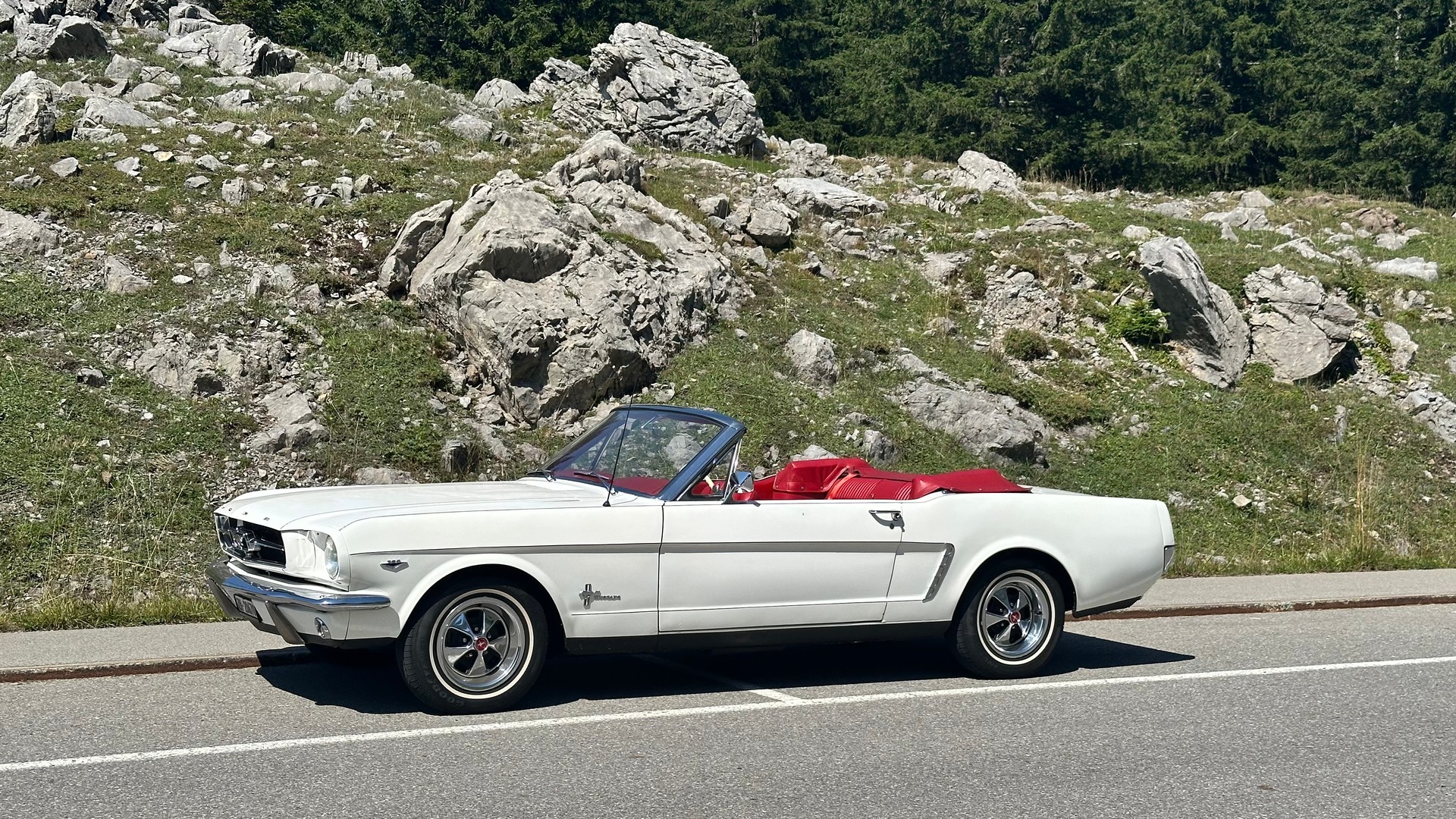 FORD Mustang Cabrio V8 Veteranenfahrzeug-image-5