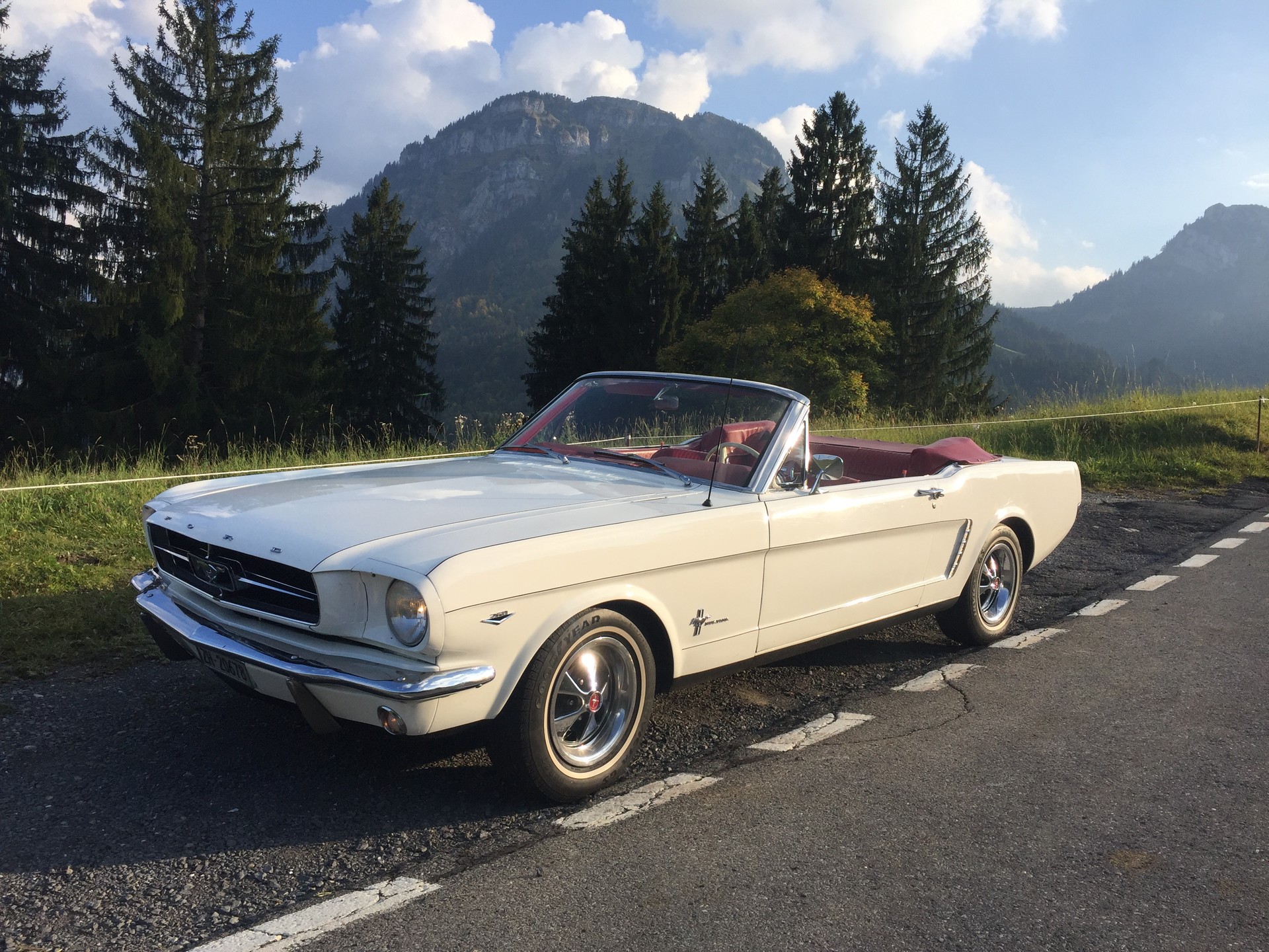 FORD Mustang Cabrio V8 Veteranenfahrzeug-image-8