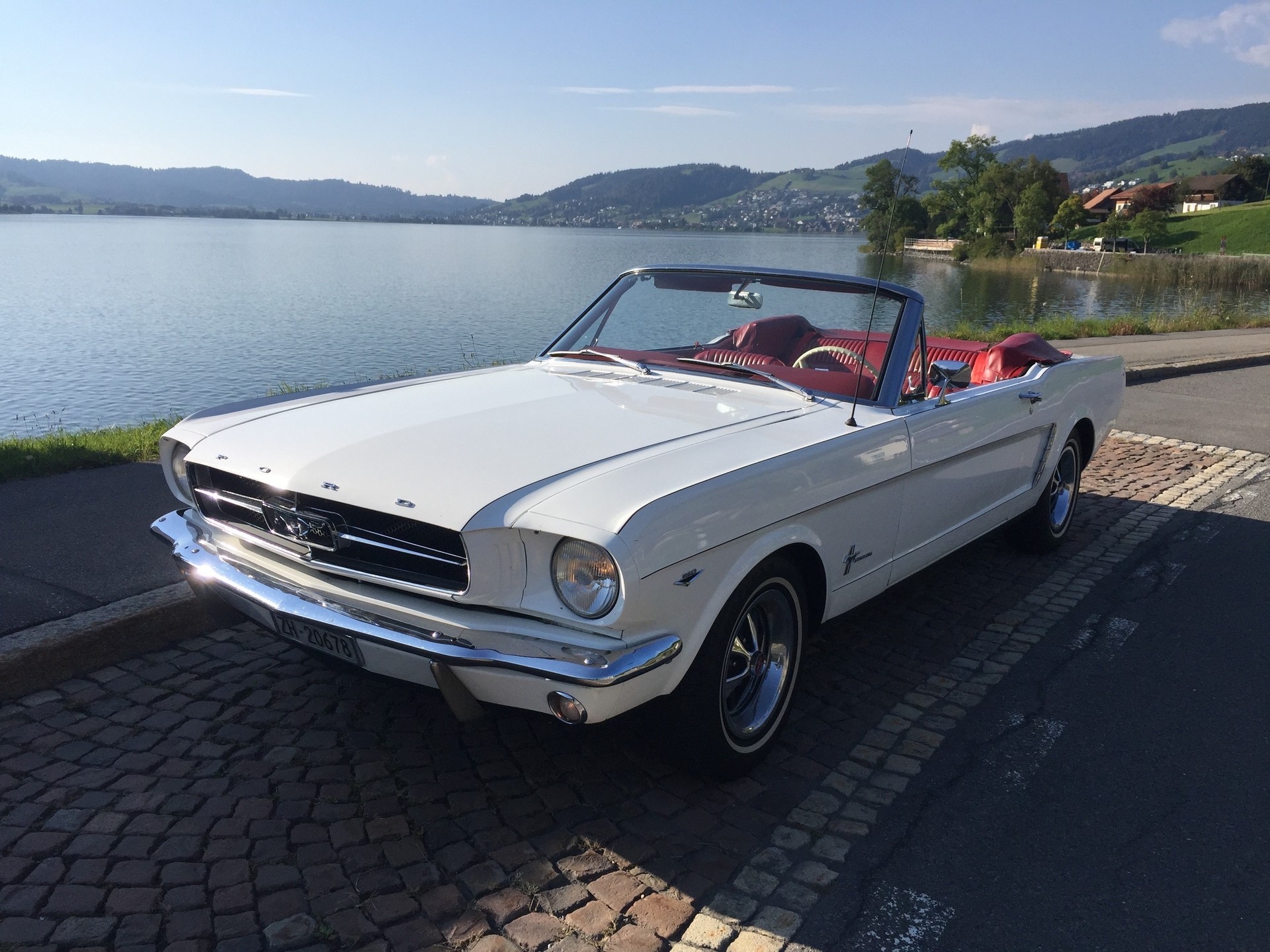 FORD Mustang Cabrio V8 Veteranenfahrzeug-image-7